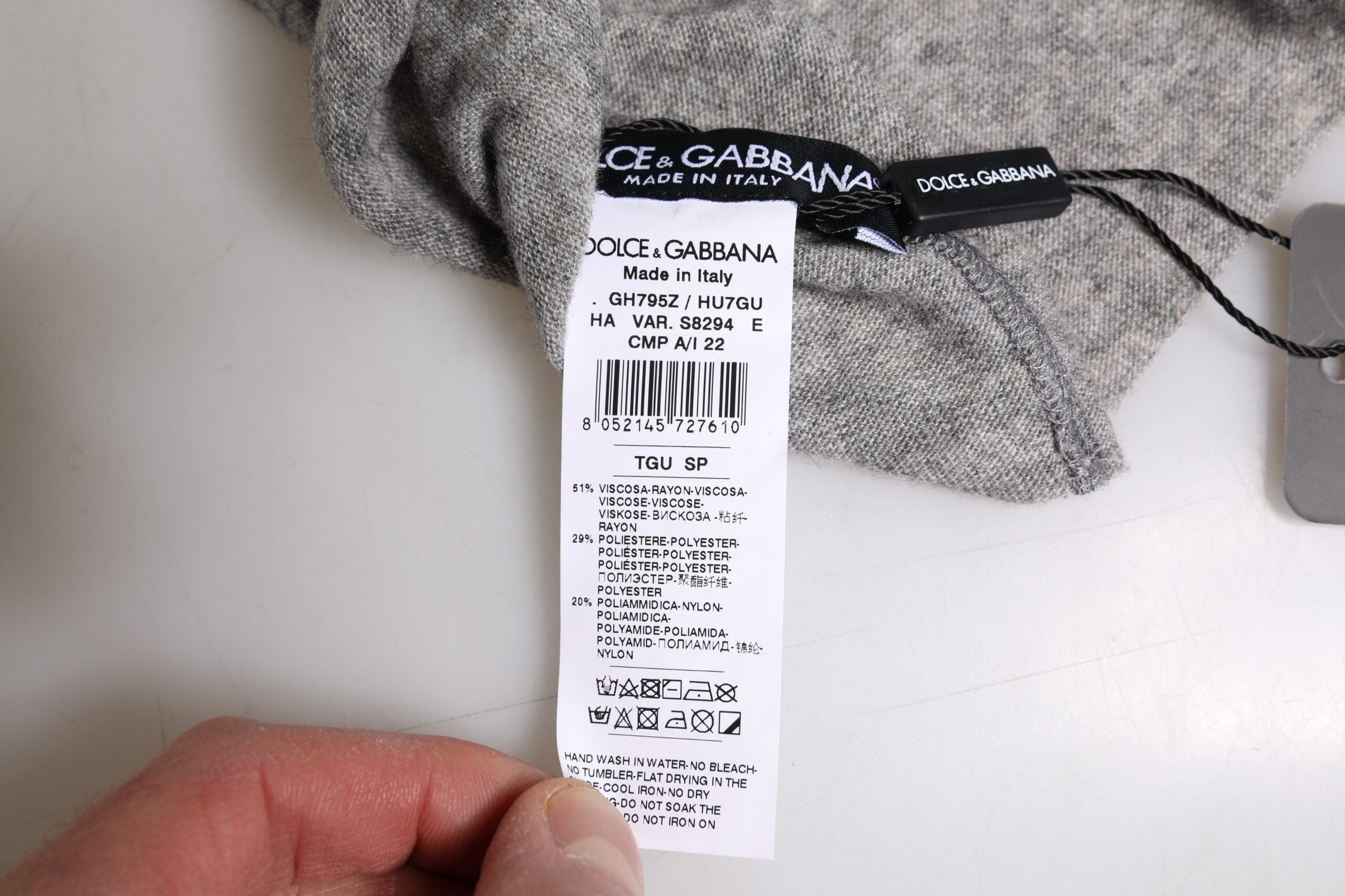 Dolce & Gabbana Graue Viskosemischung, gestrickte Beanie-Mütze