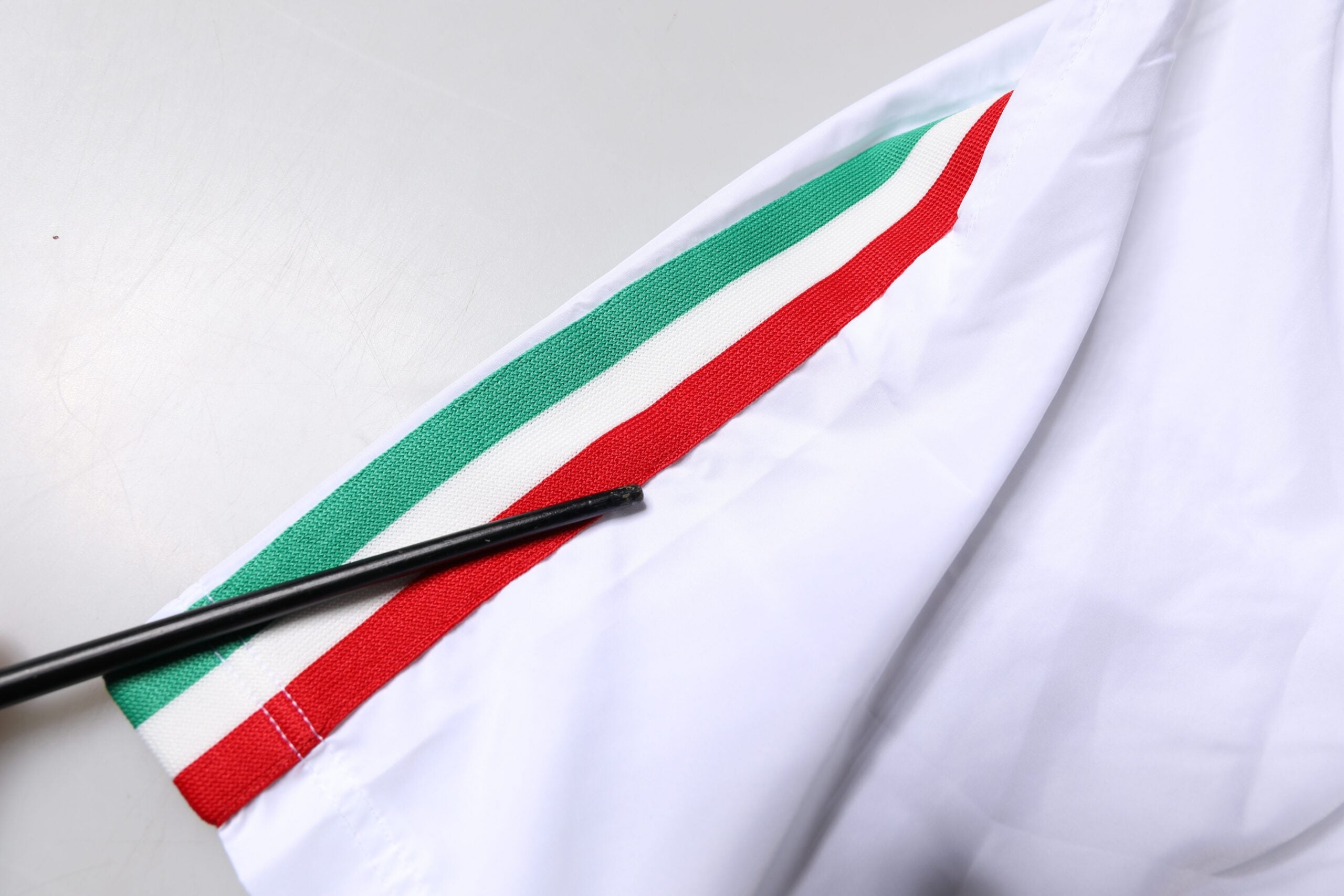 Dolce & Gabbana Weiße Streifen Beachwear Shorts 2 Stück Bademode