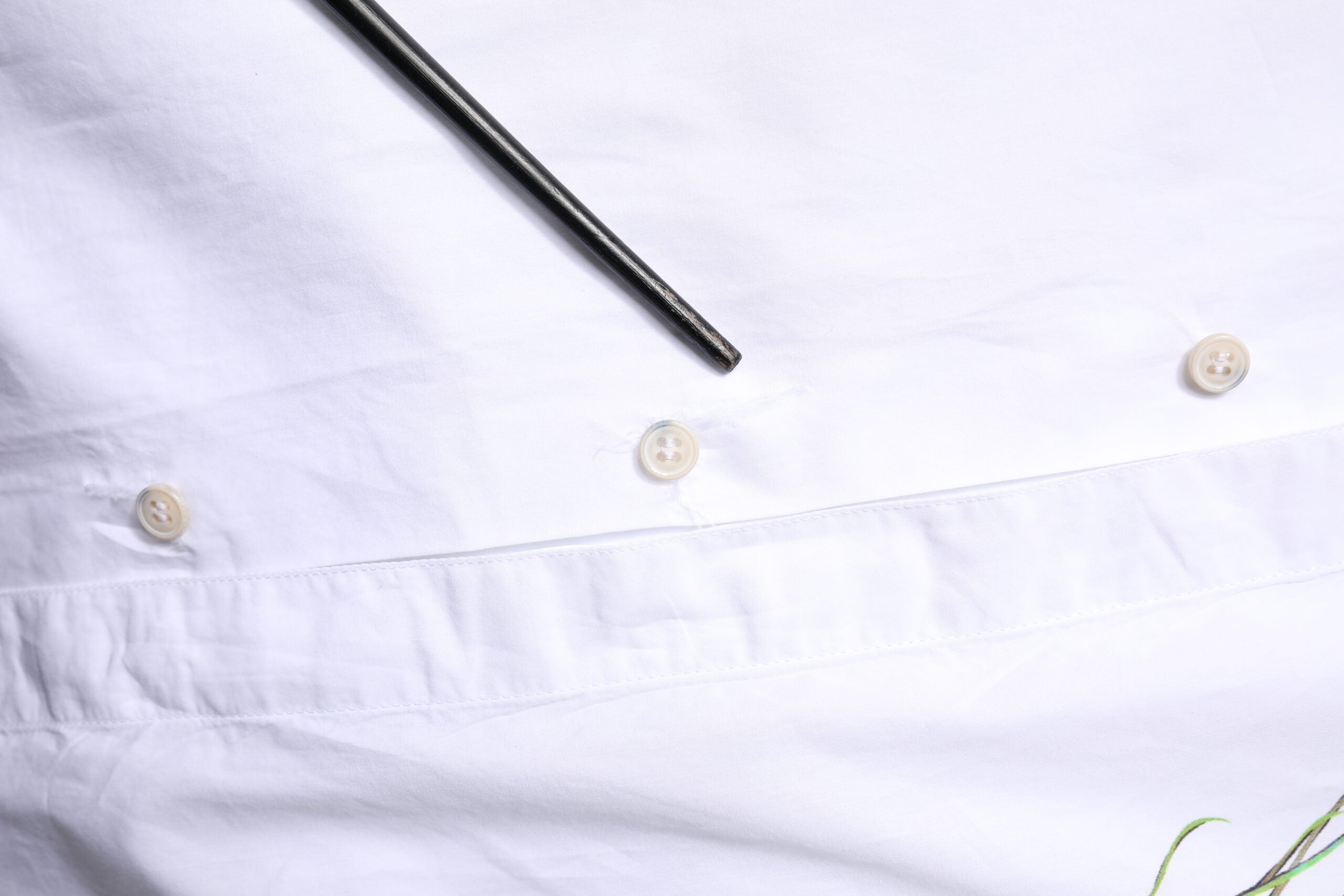 Dolce & Gabbana Weißes Pfauenfeder GOLD Hemd aus Baumwolle