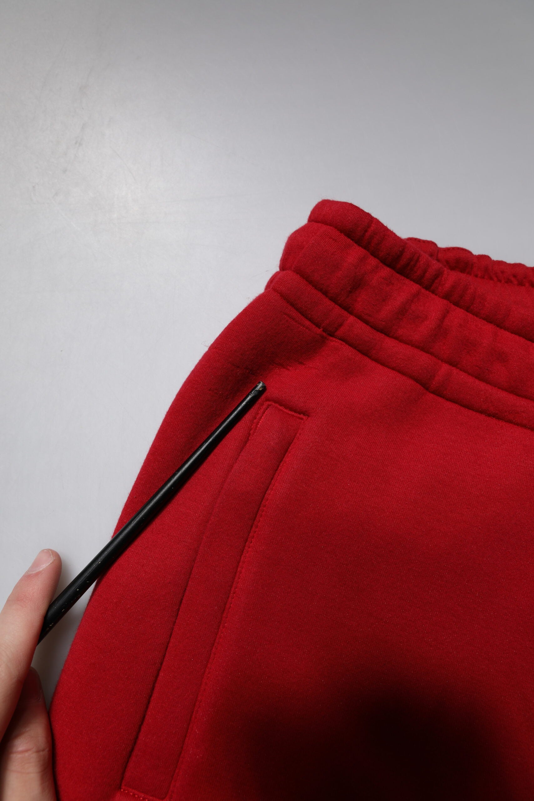 Dolce & Gabbana Rote DG Logo Baumwoll-Jogger Männer Jogginghosen Hosen