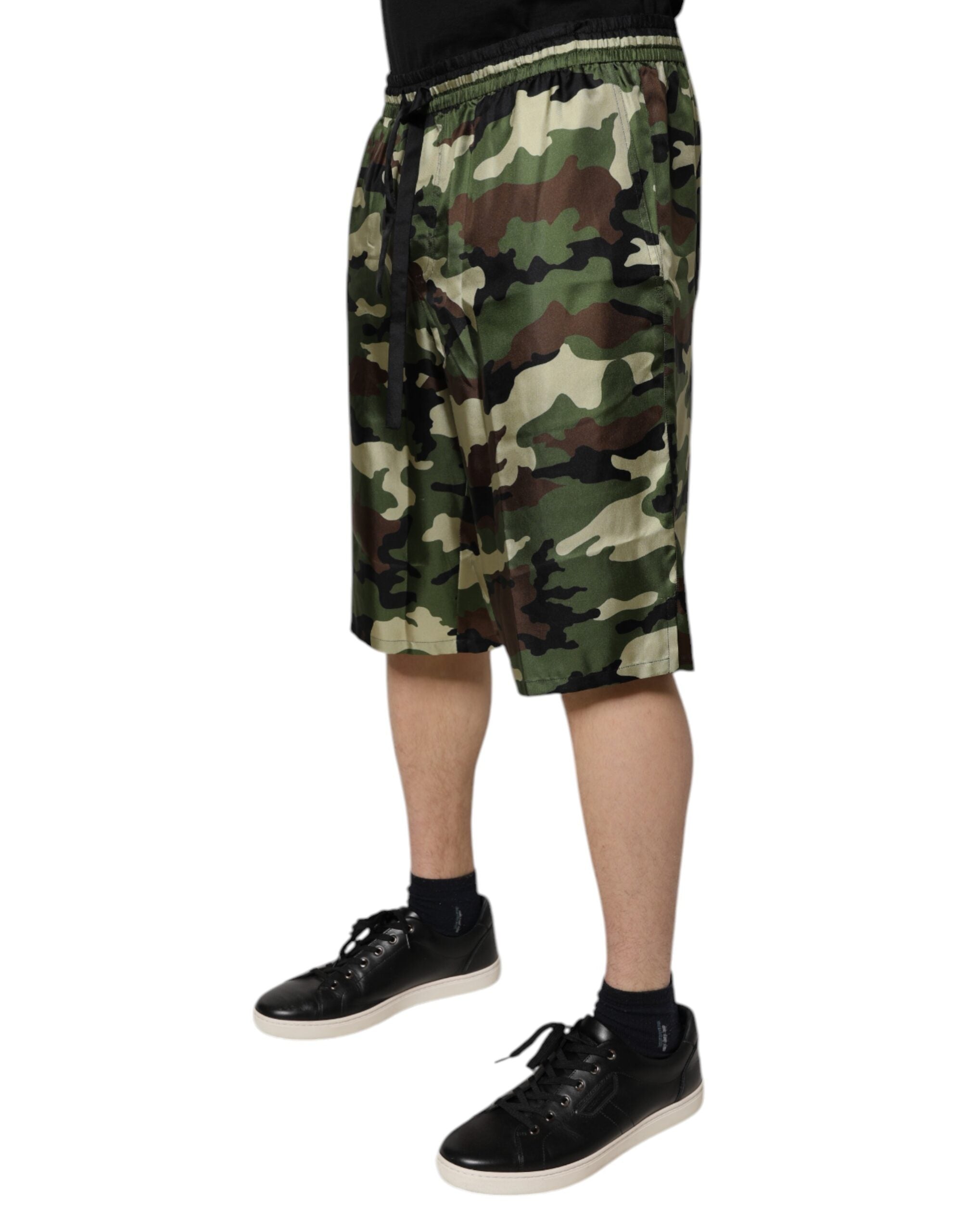 Dolce & Gabbana Multicolor Camouflage Seide Mid Waist Bermuda Shorts