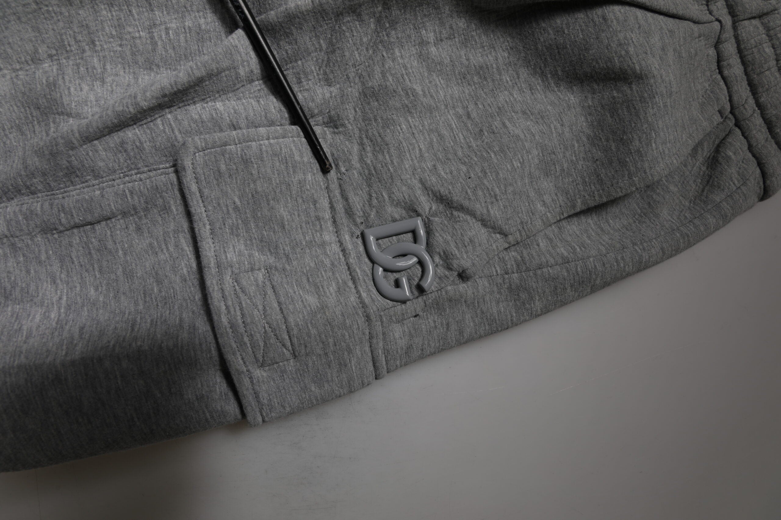 Dolce & Gabbana Graue Cargo-Bermudas aus Baumwolle Sweatshorts Shorts