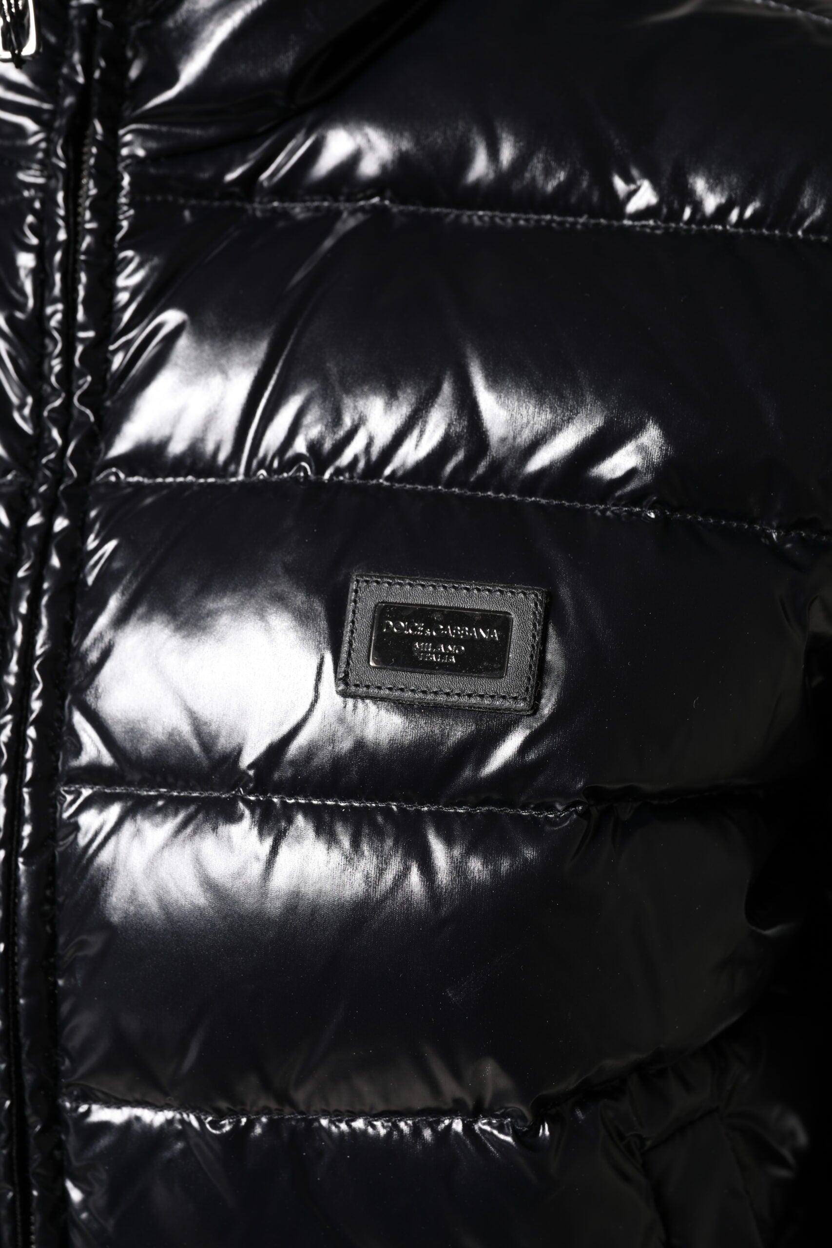 Dolce & Gabbana Schwarze Logo-Plakette Full Zip Pufferjacke