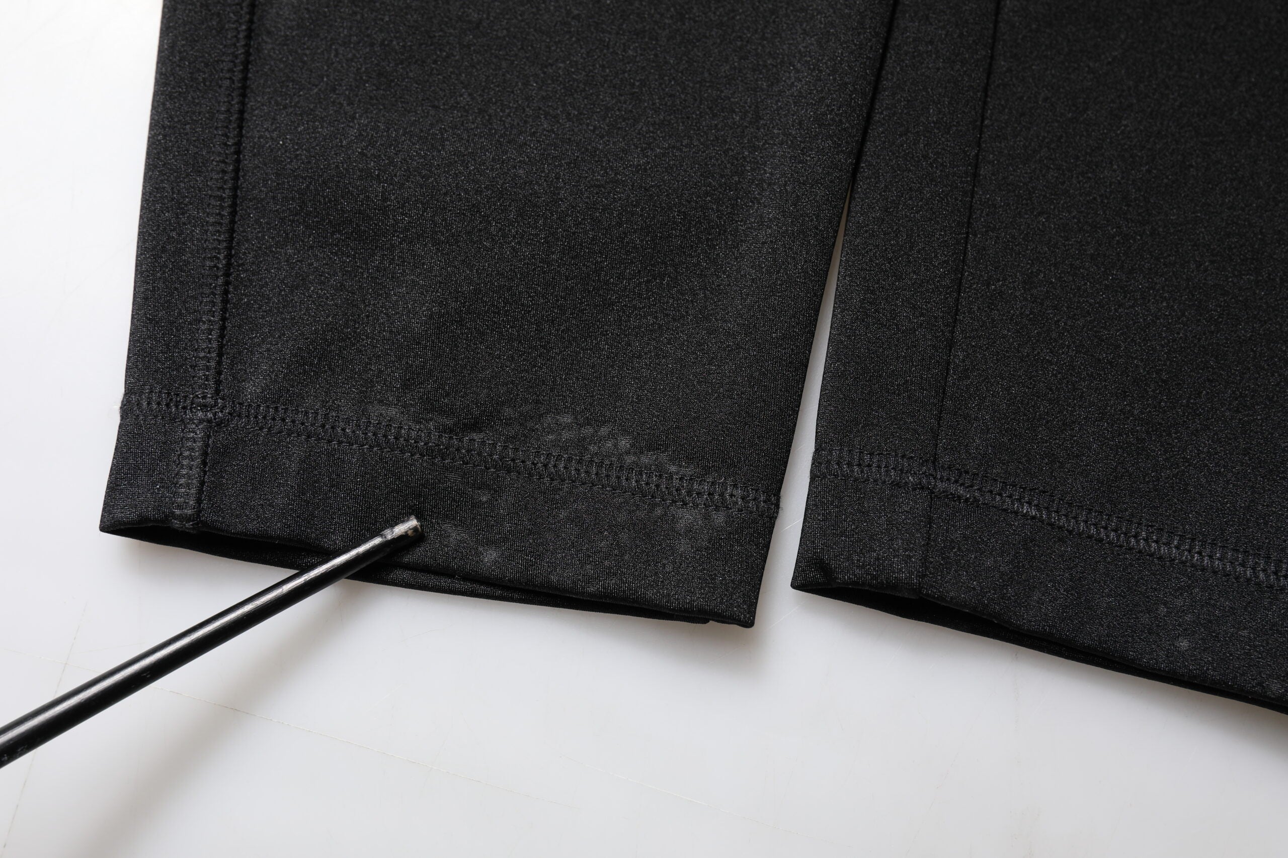 Dolce & Gabbana Schwarze Nylonhose mit hoher Taille und schmaler Passform