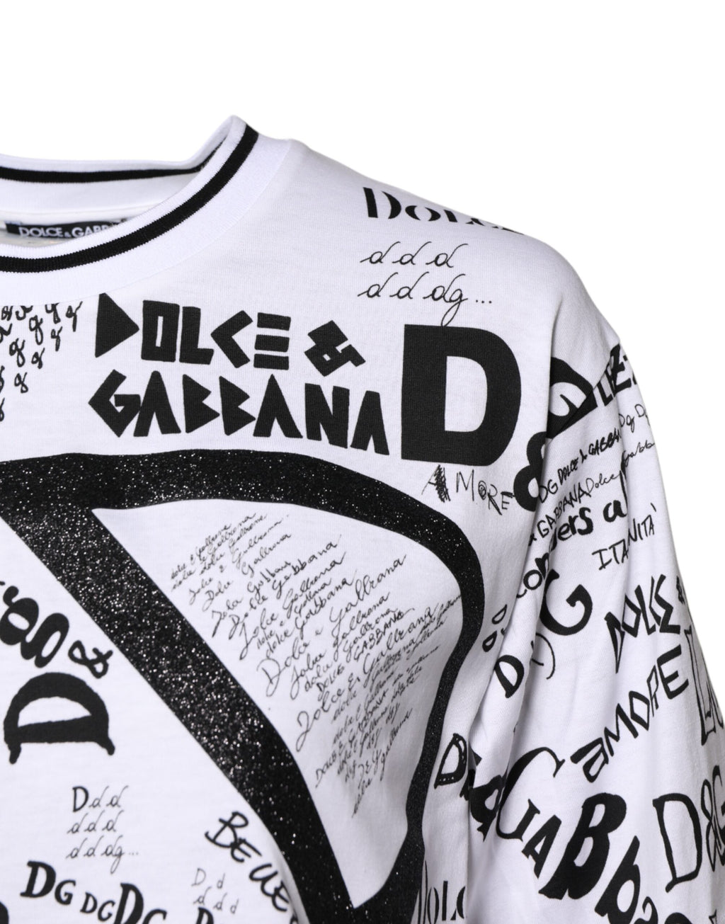 Dolce & Gabbana Weißes T-Shirt mit Rundhalsausschnitt und Graffitidruck aus Baumwolle
