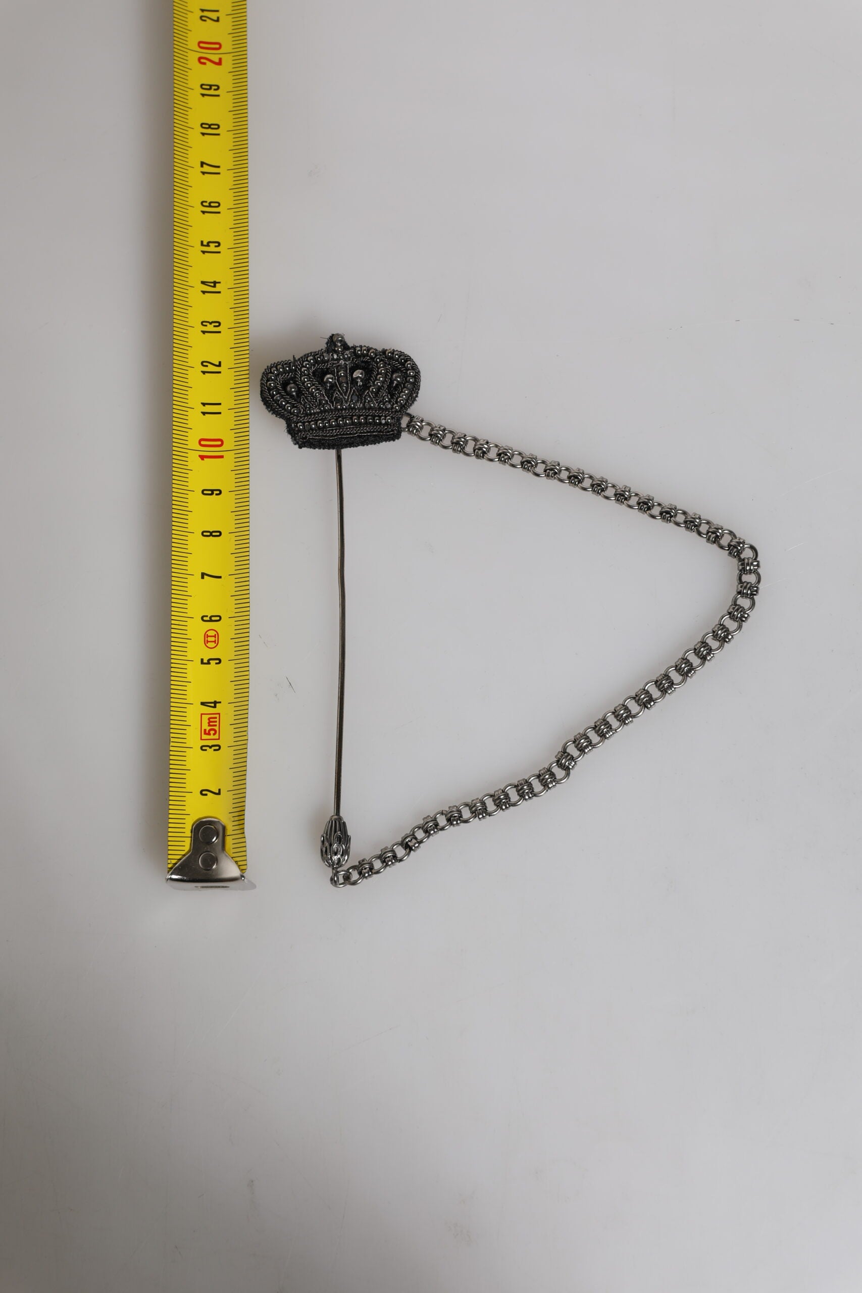 Dolce & Gabbana Silber-Ton Messing Krone Kette Frauen Brosche Reversnadel