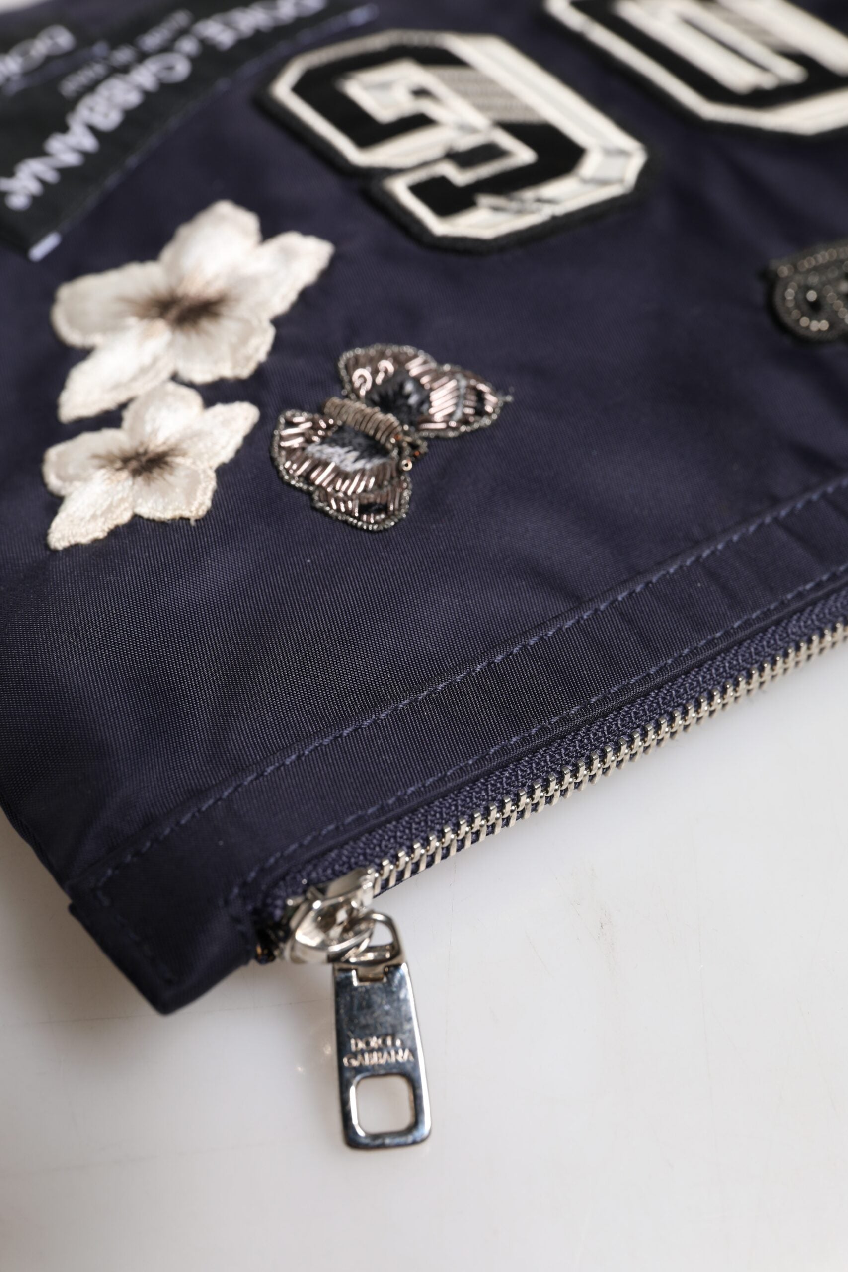 Dolce & Gabbana Blaue DG Logo Patch verschönerte Beutel Clutch Tasche