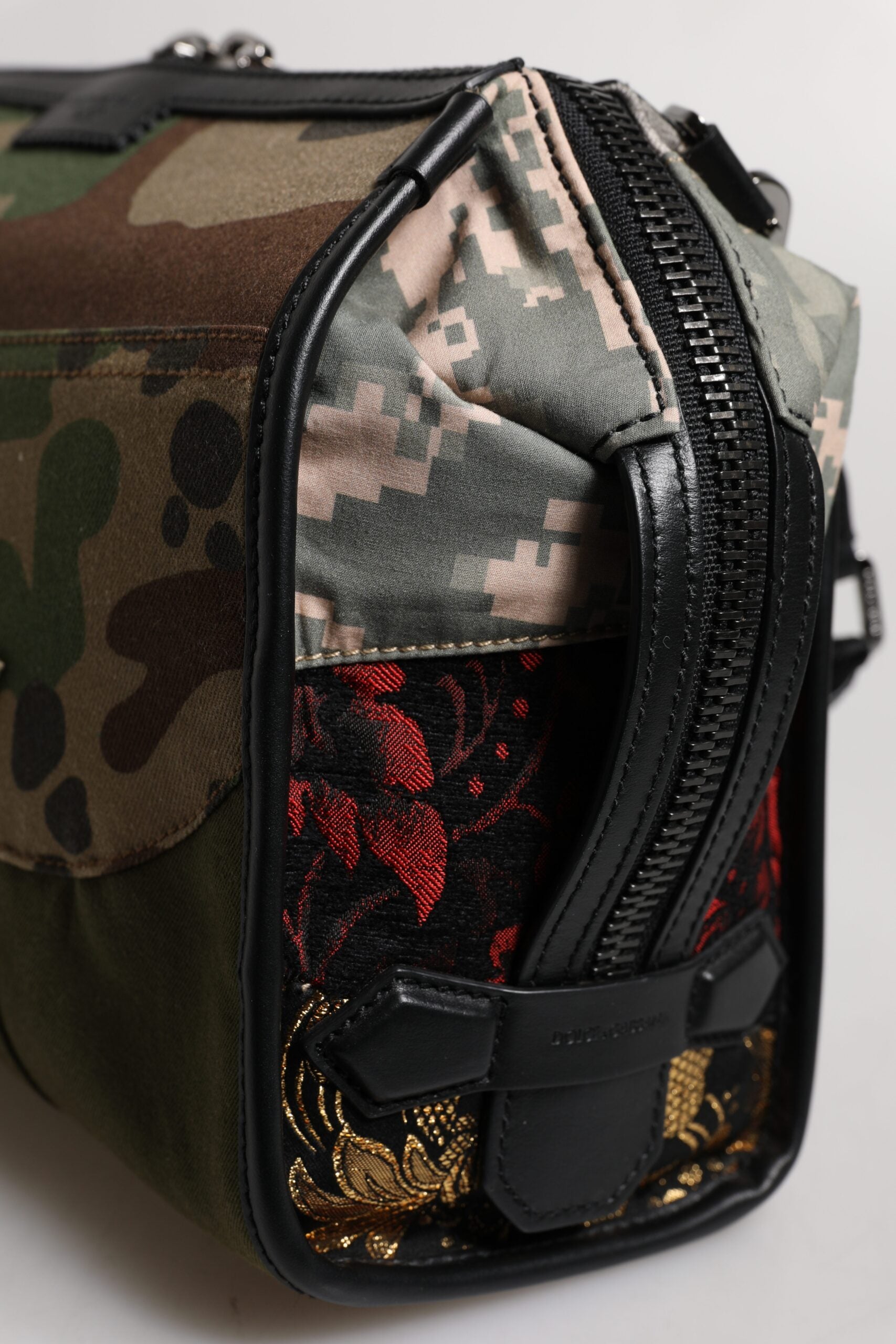 Dolce & Gabbana Multicolor Camouflage Patchwork Umhängetasche