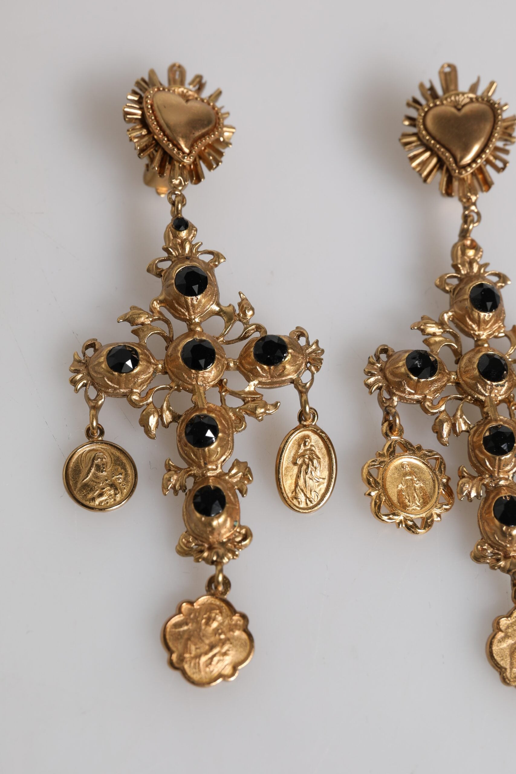 Dolce & Gabbana Gold-Schwarzes Kristallkreuz Heiliges Herz baumelnde Ohrringe