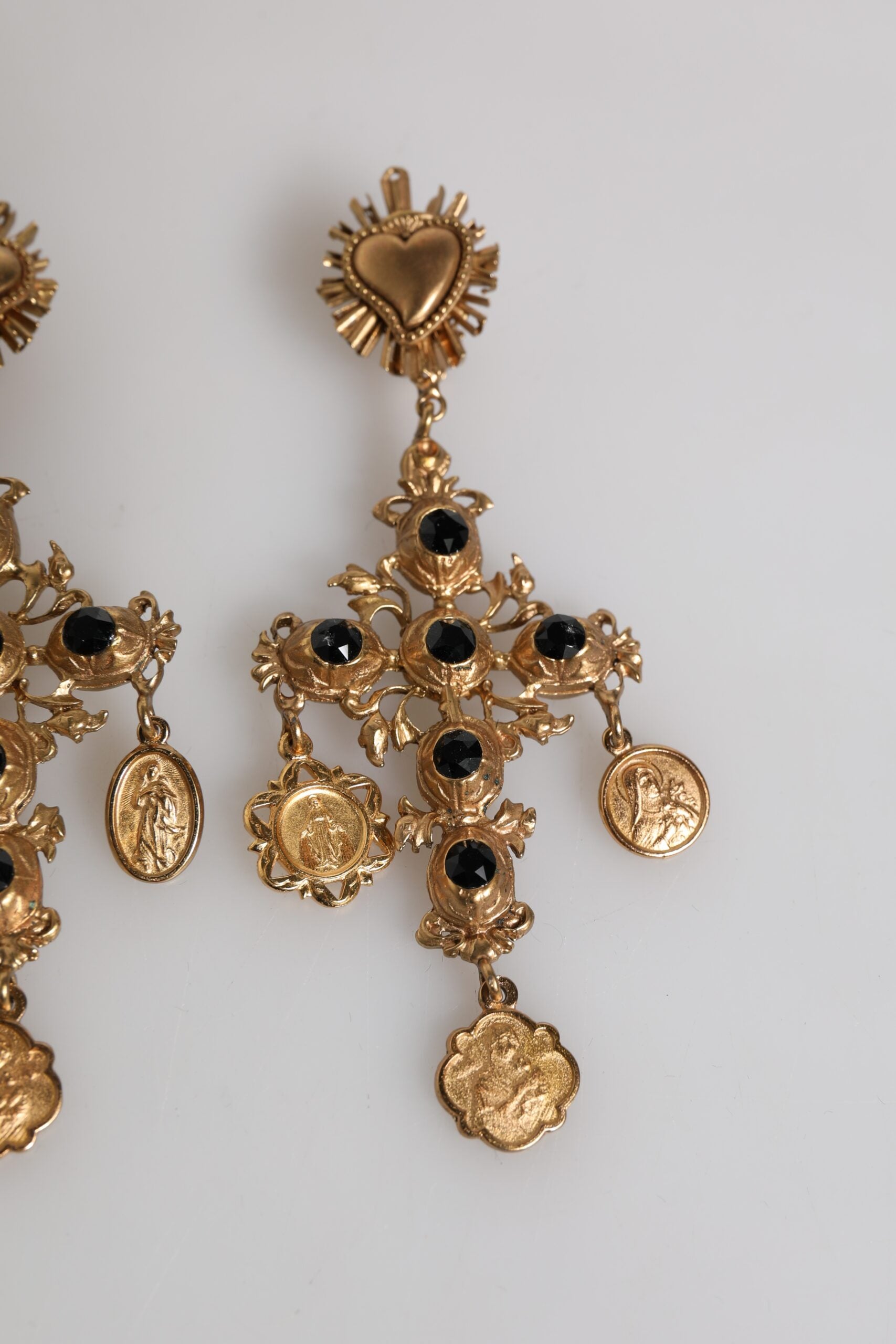 Dolce & Gabbana Gold-Schwarzes Kristallkreuz Heiliges Herz baumelnde Ohrringe