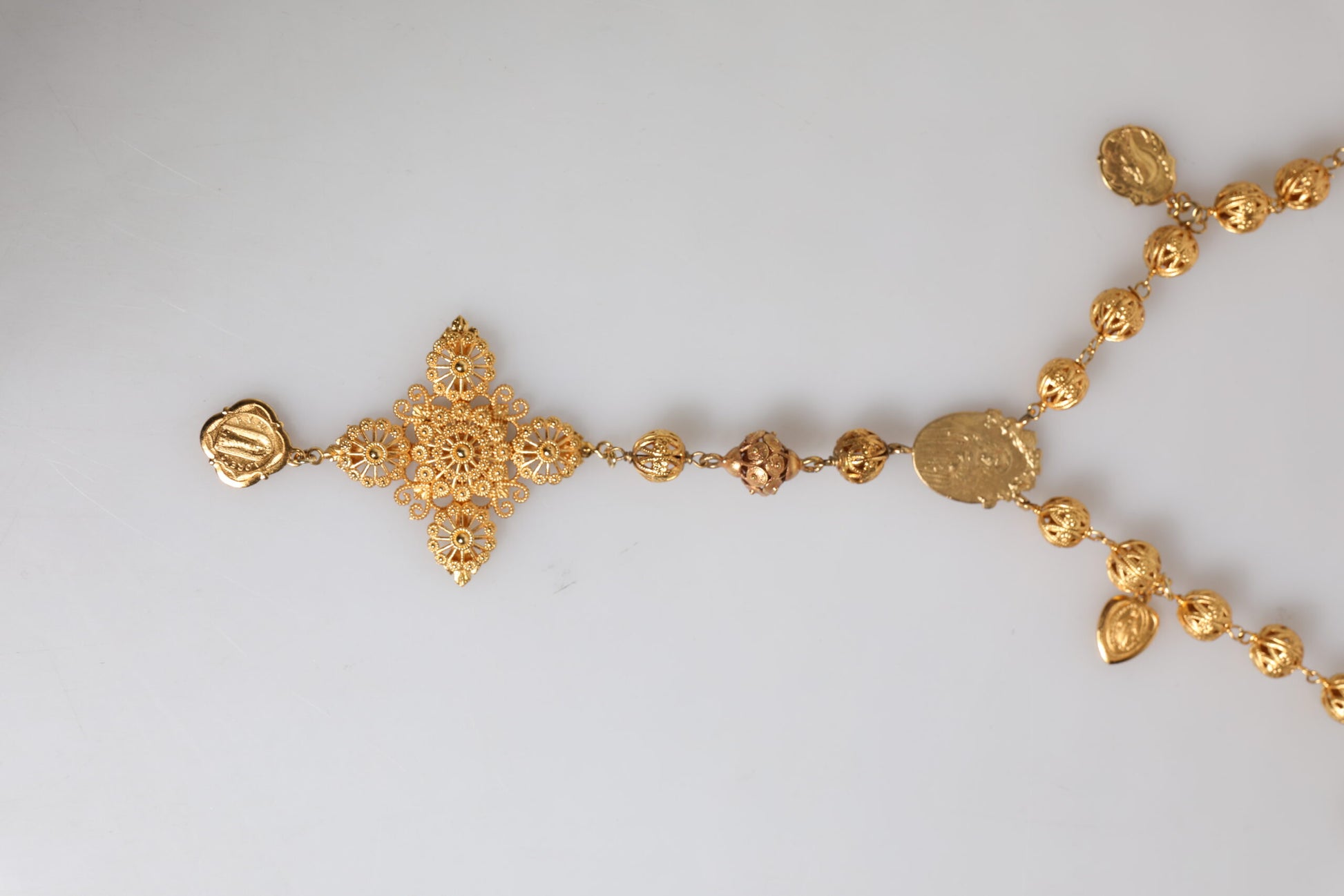 Dolce & Gabbana Goldfarbene Kette Messing Perlen Statement Sizilien Halskette