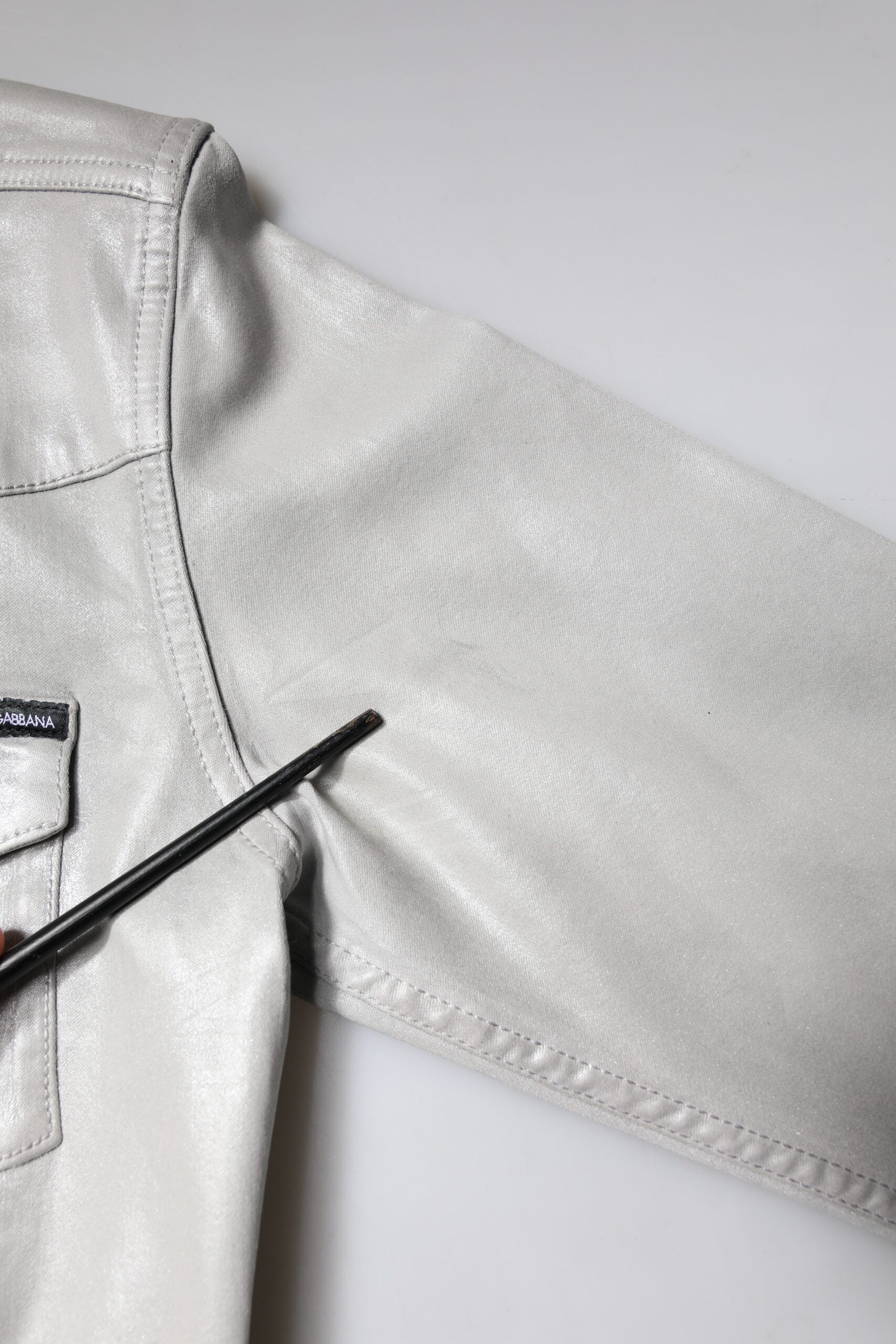 Dolce & Gabbana Metallisch graues Baumwollhemd mit Knopfleiste