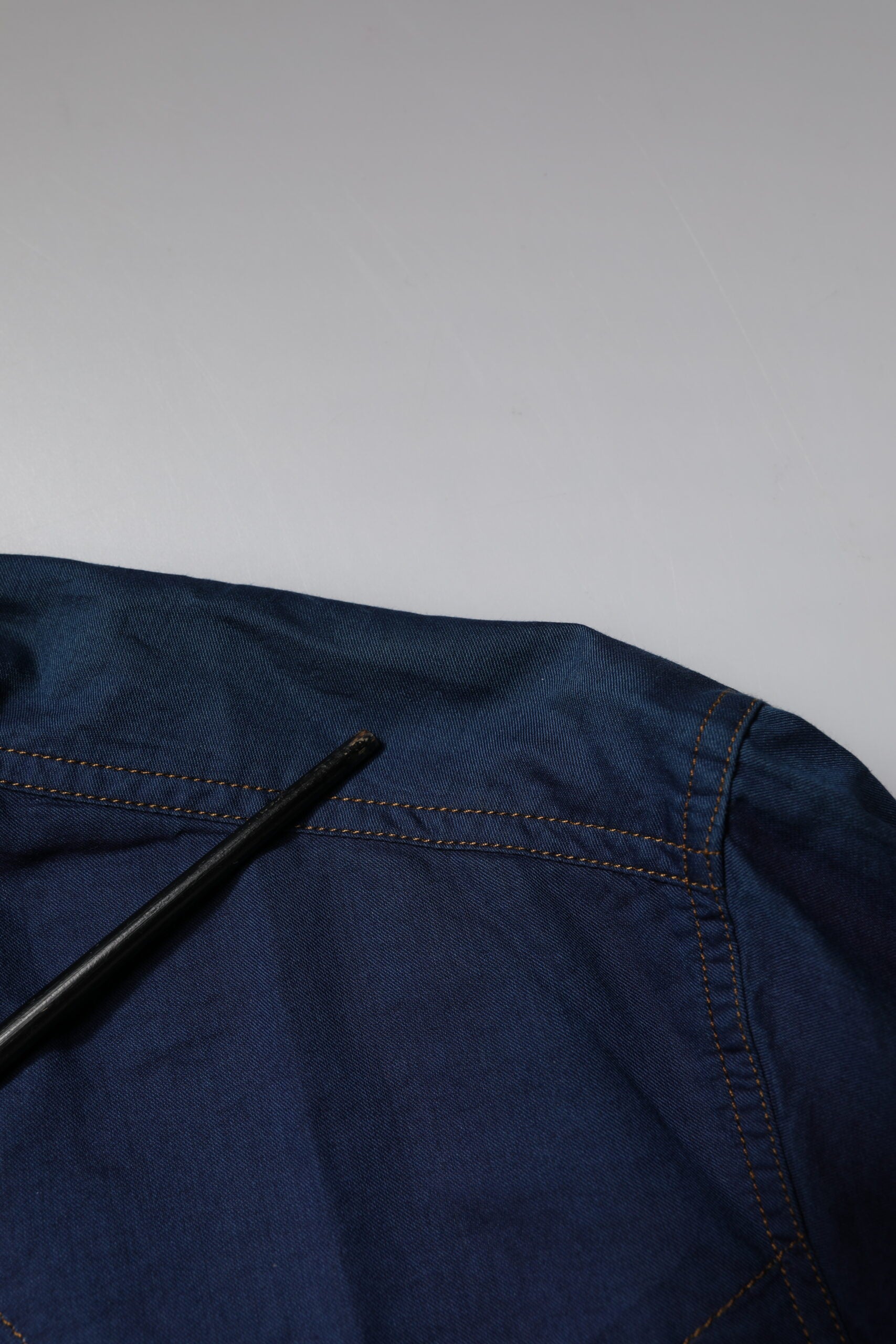 Dolce & Gabbana Dunkelblaues Kleid aus Baumwolle GOLD Formelles Hemd