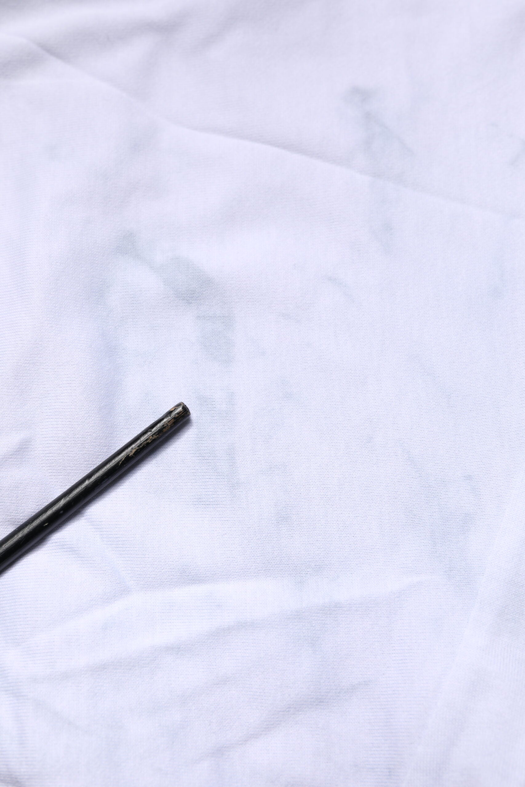 Dolce & Gabbana Weißes T-Shirt mit Rundhalsausschnitt und Schnürung aus Baumwolle