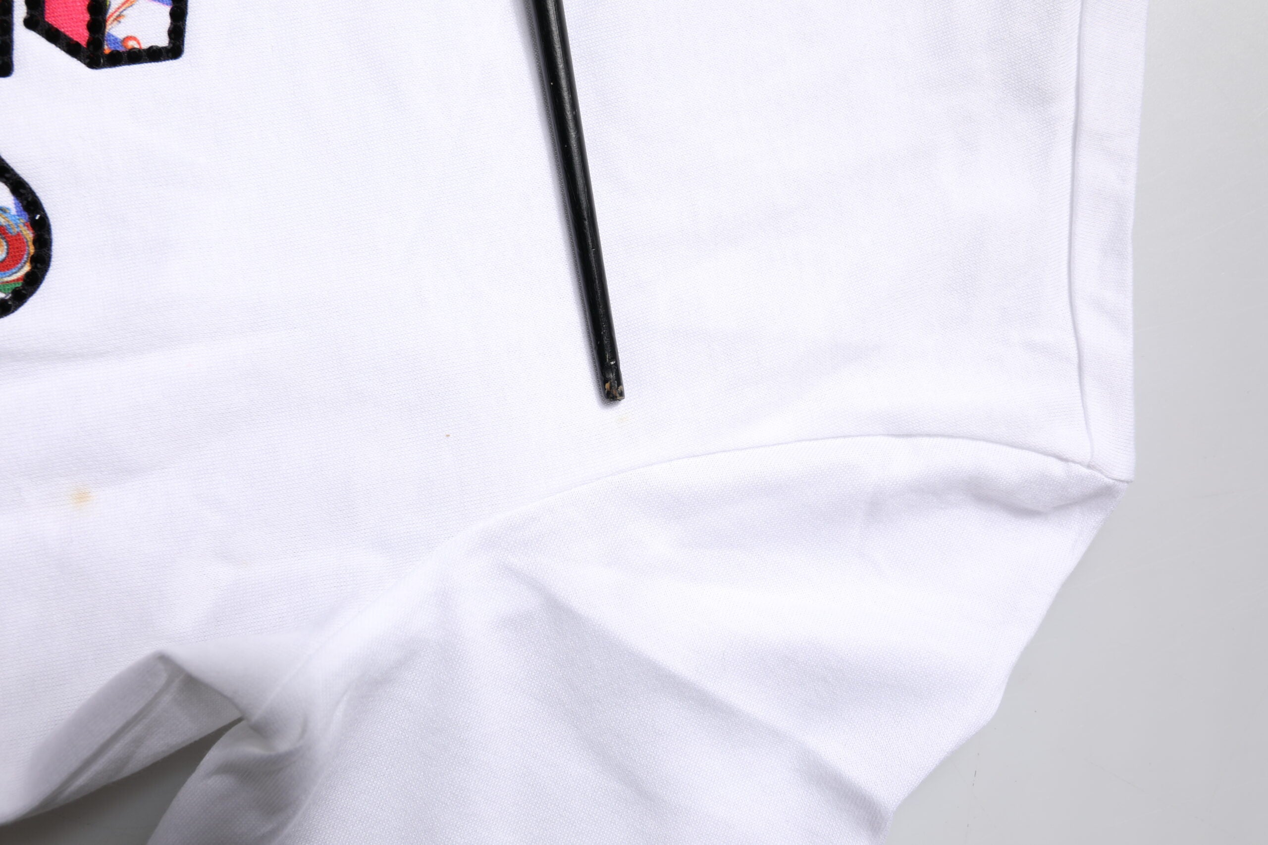 Dolce & Gabbana Weißes T-Shirt mit Rundhalsausschnitt und Logodruck aus Baumwolle