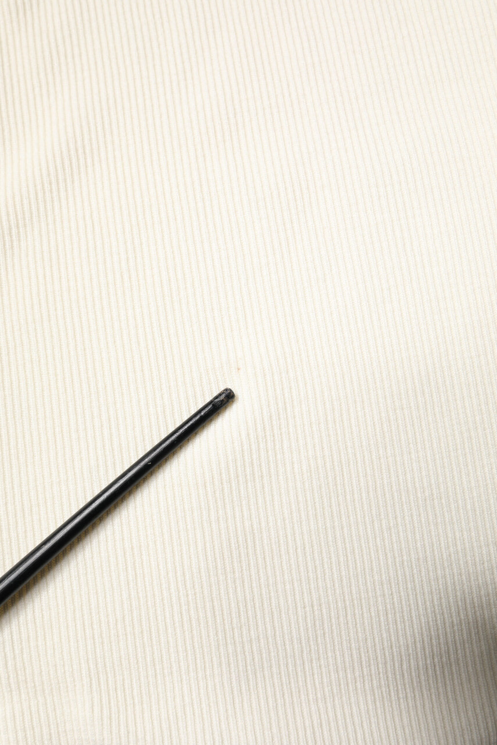 Dolce & Gabbana Cremefarbener Rollkragenpullover mit langen Ärmeln