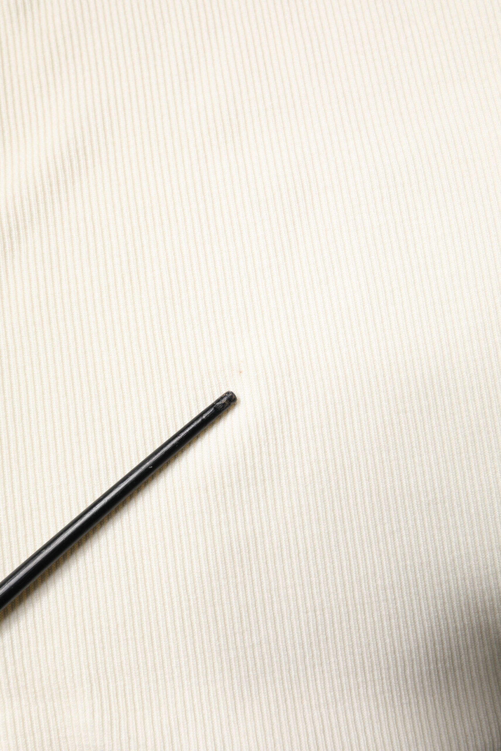 Dolce & Gabbana Cremefarbener Rollkragenpullover mit langen Ärmeln