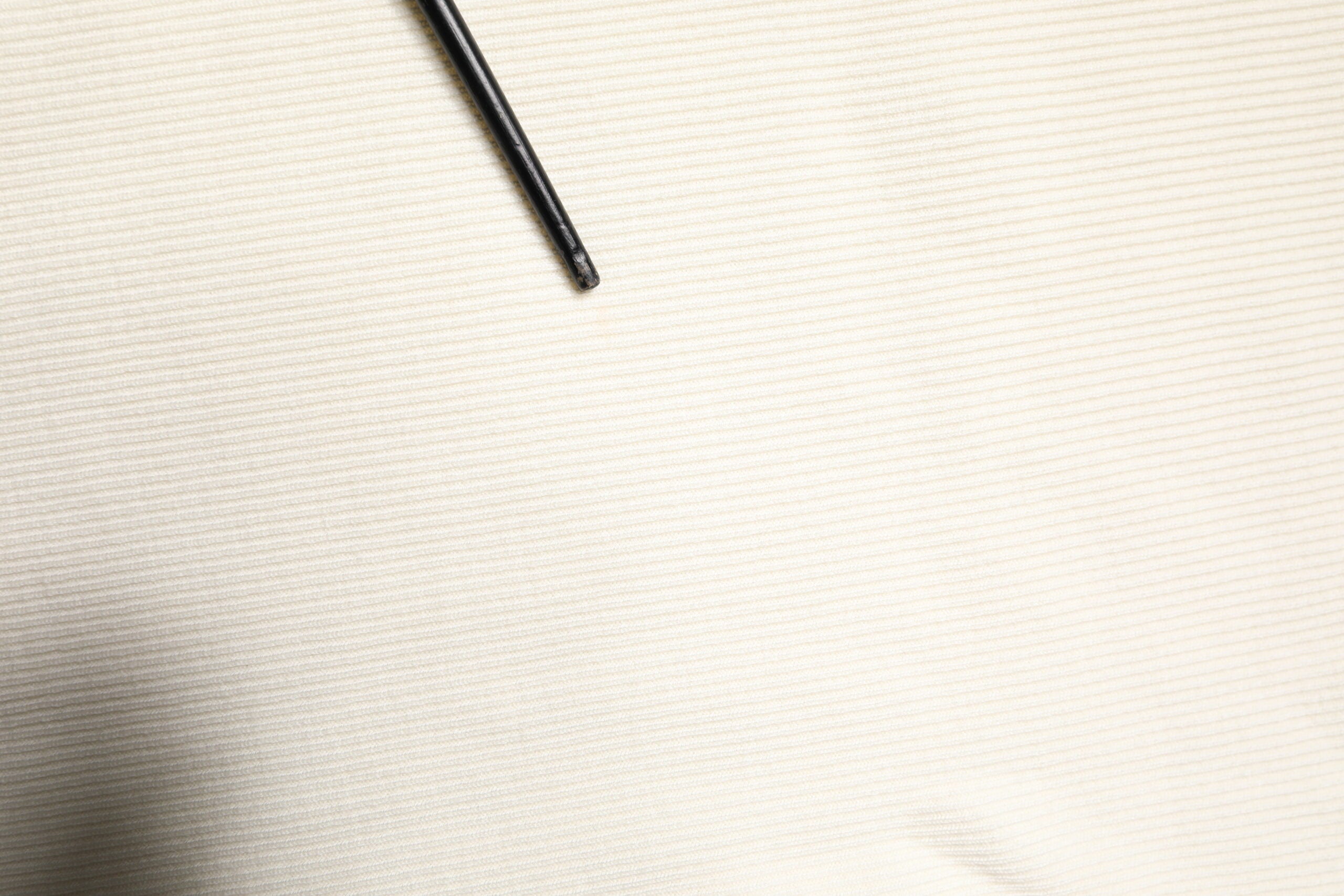 Dolce & Gabbana Cremefarbener Rollkragenpullover mit langen Ärmeln