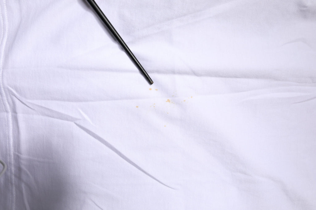 Dolce & Gabbana Weißes Baumwoll-T-Shirt mit Stickerei #DGFAMILY