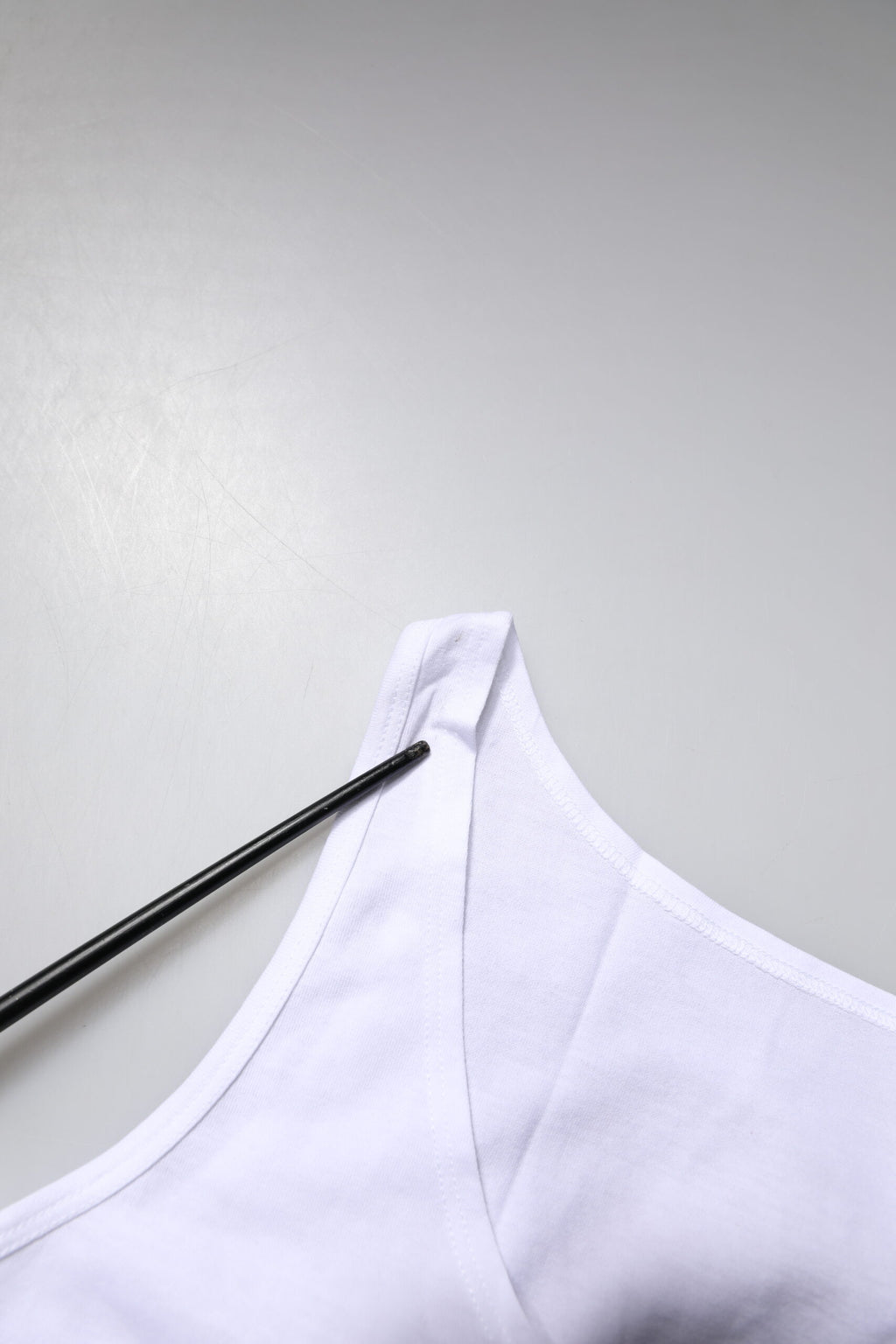 Dolce & Gabbana Weißes ärmelloses Baumwoll-Tank-Top mit Rundhalsausschnitt