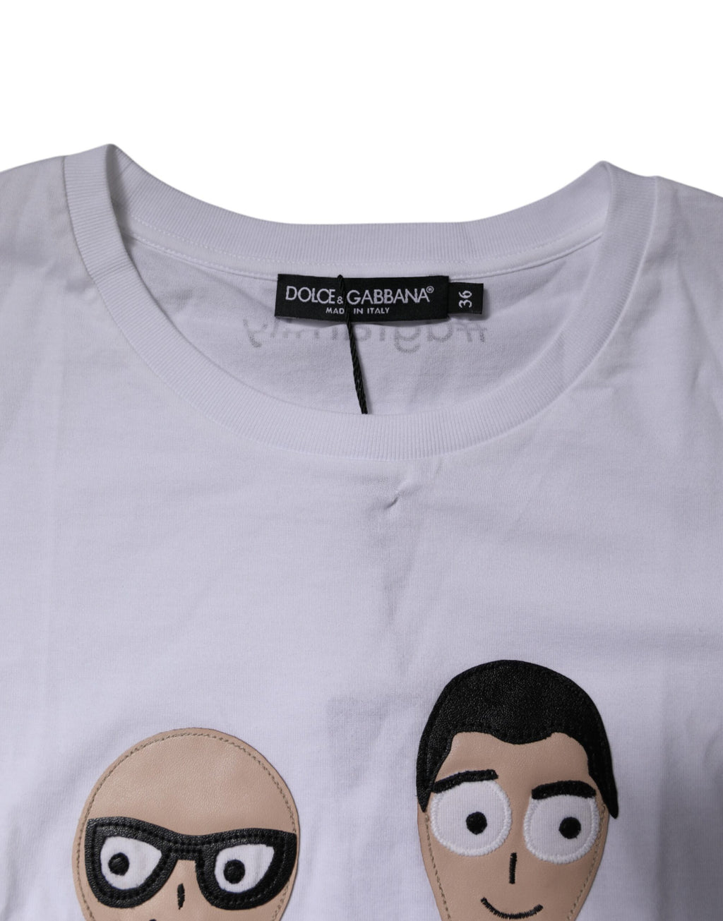 Dolce & Gabbana Weißes Baumwoll-T-Shirt mit Stickerei #DGFAMILY