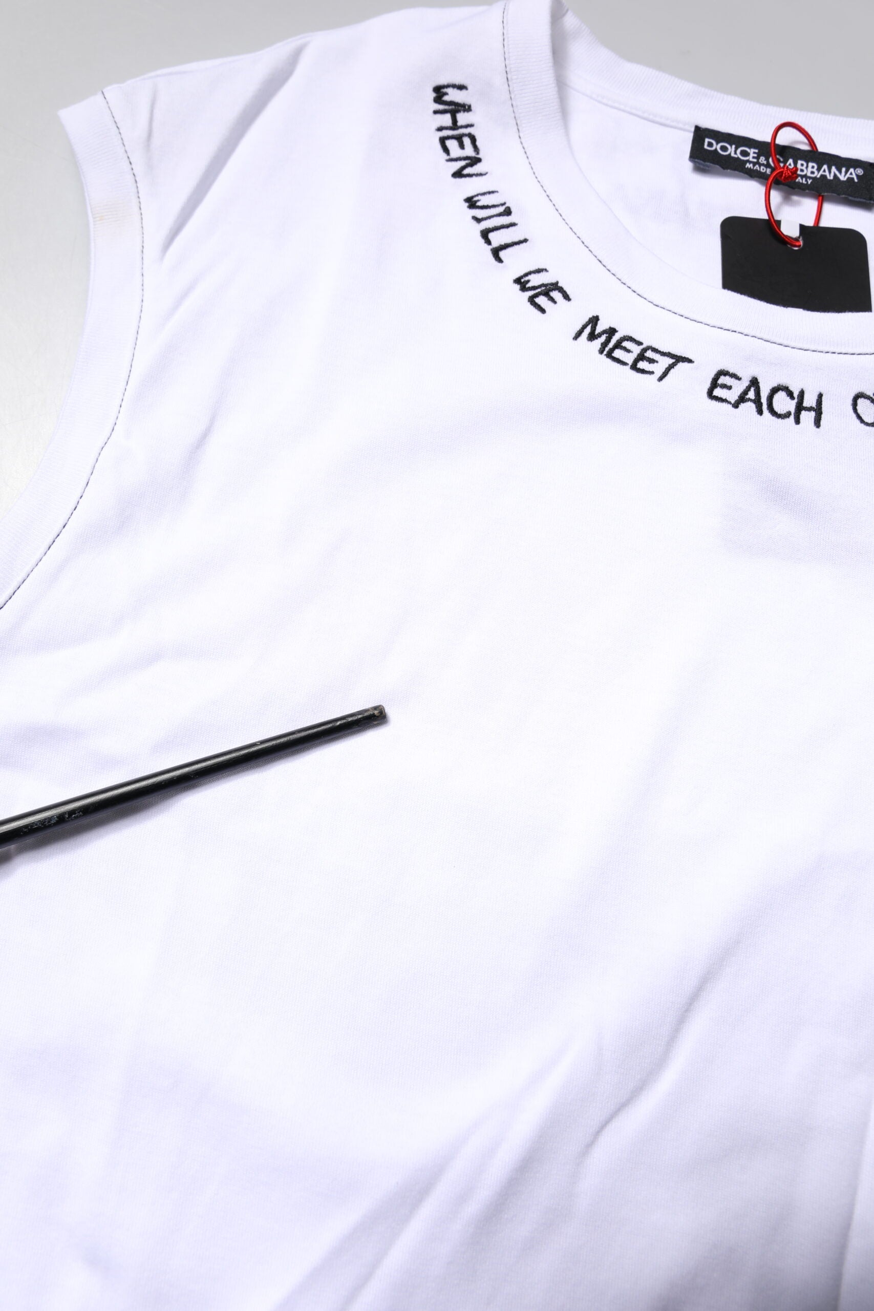 Dolce & Gabbana Weißes ärmelloses bedrucktes Tank-T-Shirt aus Baumwolle