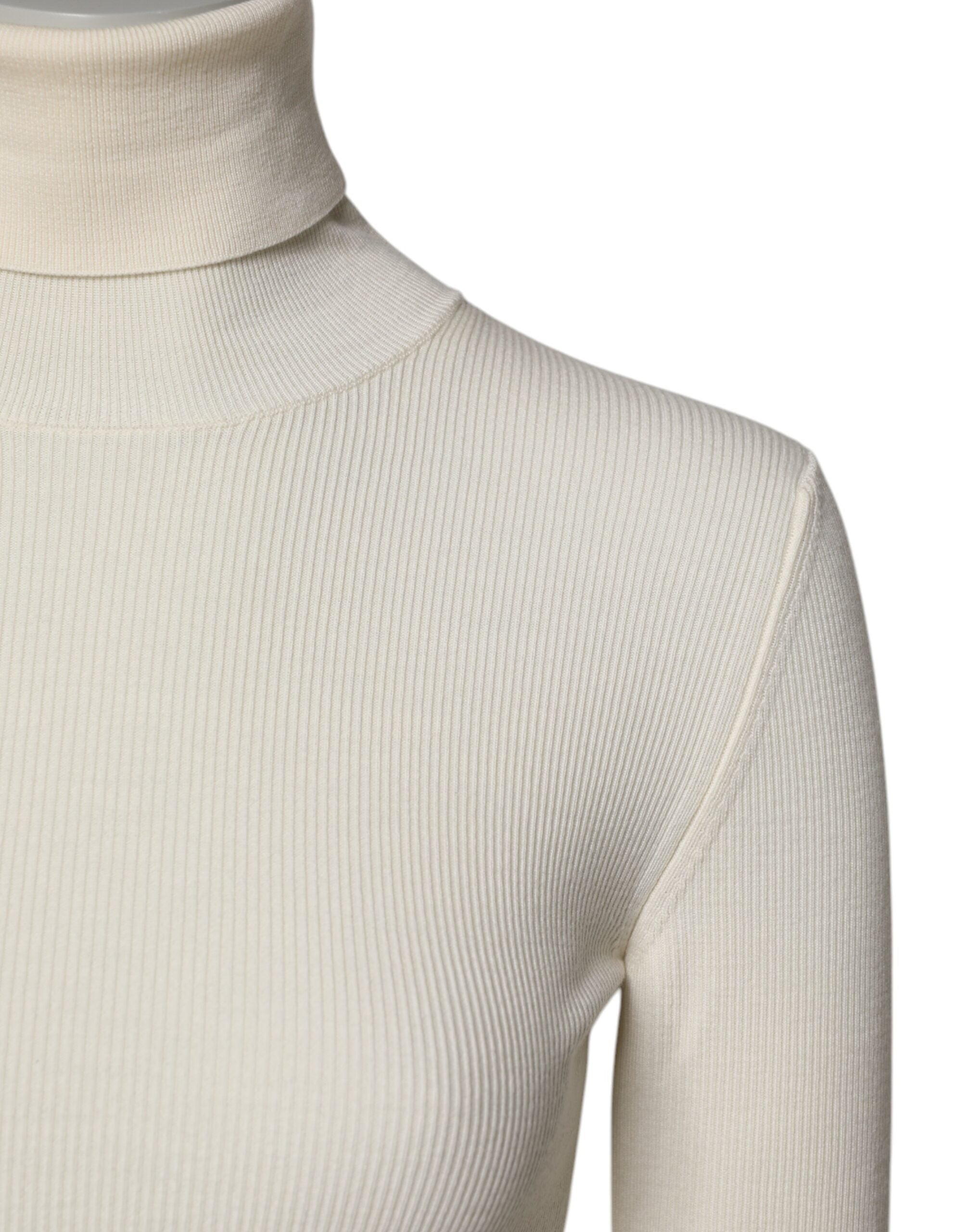 Dolce & Gabbana Cremefarbener Rollkragenpullover mit langen Ärmeln