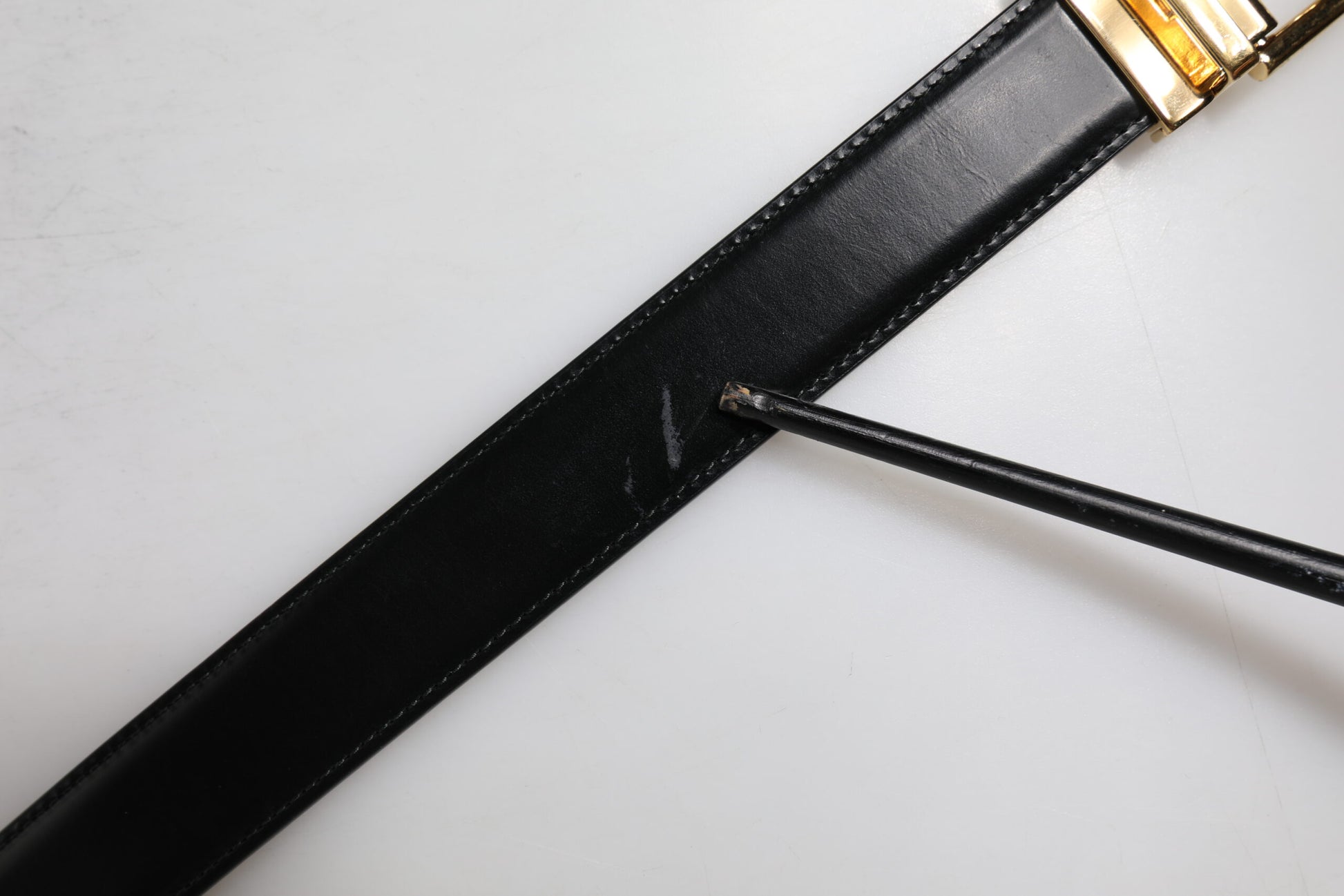 Dolce & Gabbana Schwarzer Leder-Gold-Metall-Gürtel mit Taillenschnalle