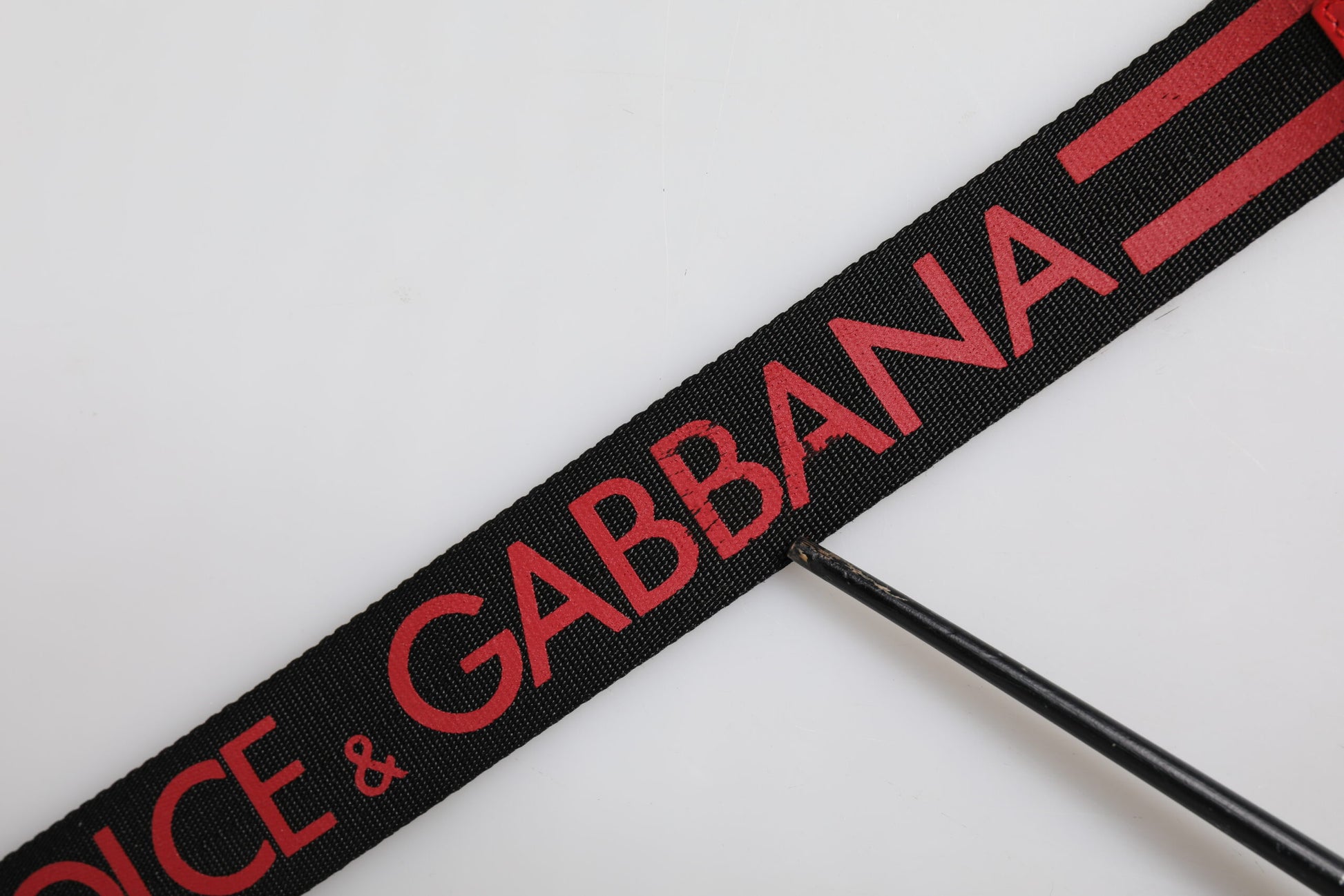 Dolce & Gabbana Schwarz Rot Nylon DG Metall Gürtelschnalle