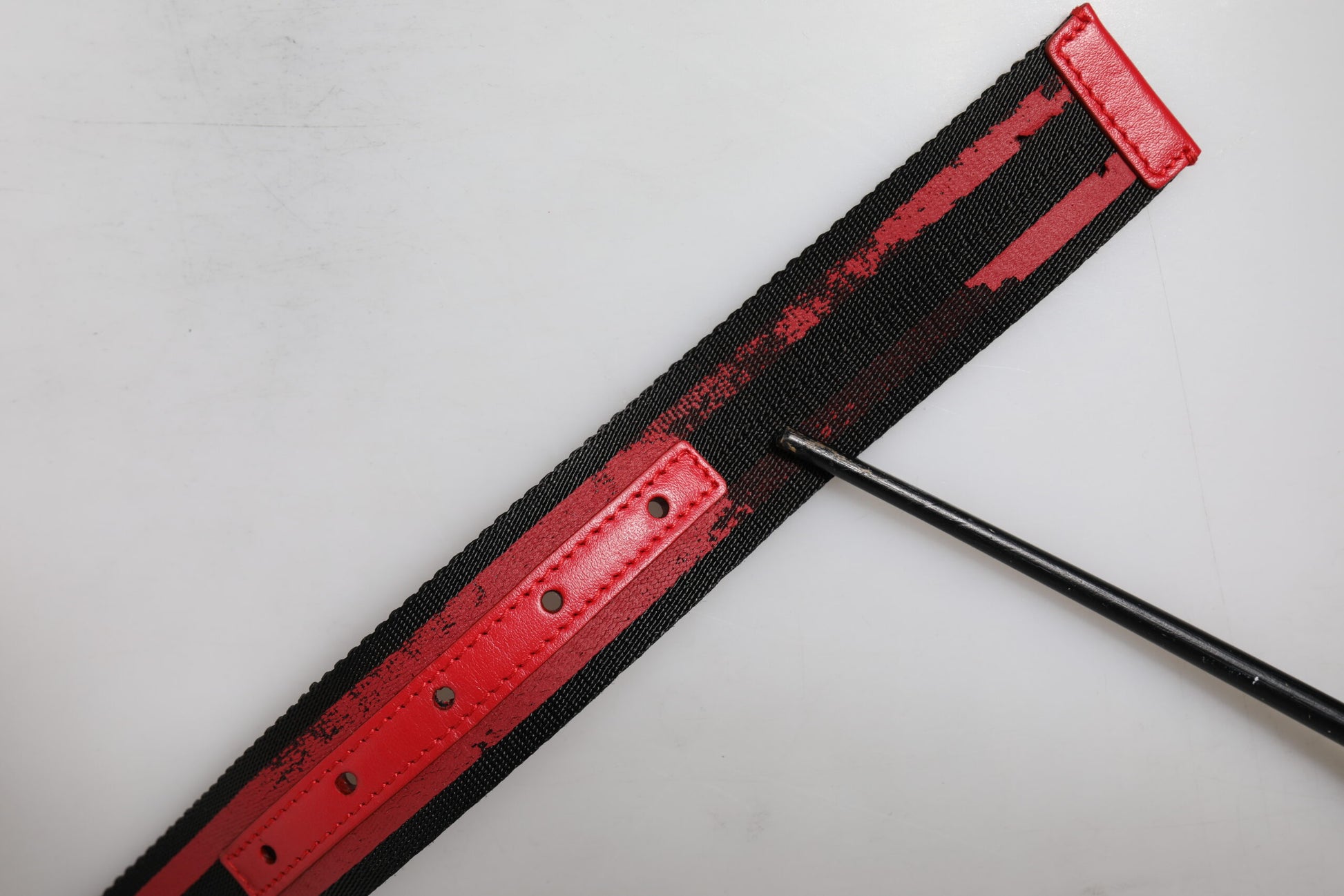 Dolce & Gabbana Schwarz Rot Nylon DG Metall Gürtelschnalle
