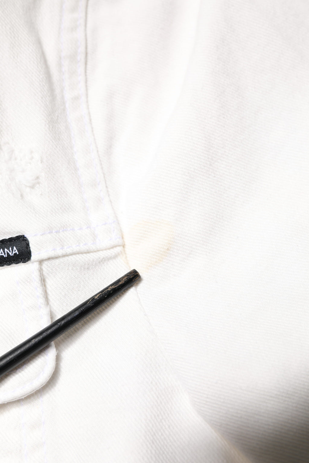 Dolce & Gabbana Weiße Graffiti-Baumwoll-Stretch-Denim-Jacke