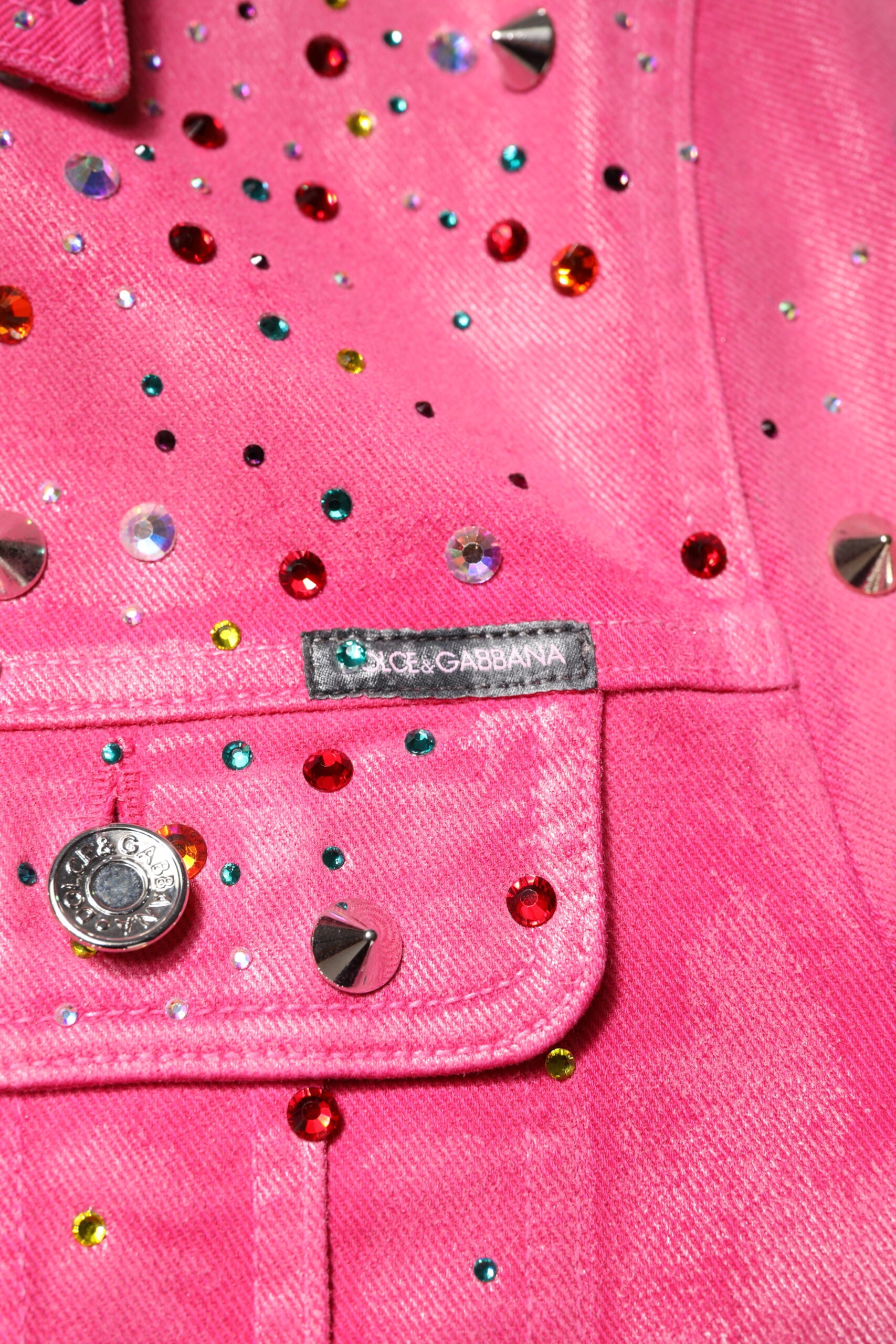 Dolce & Gabbana Rosa kristallverzierte Baumwoll-Denimjacke