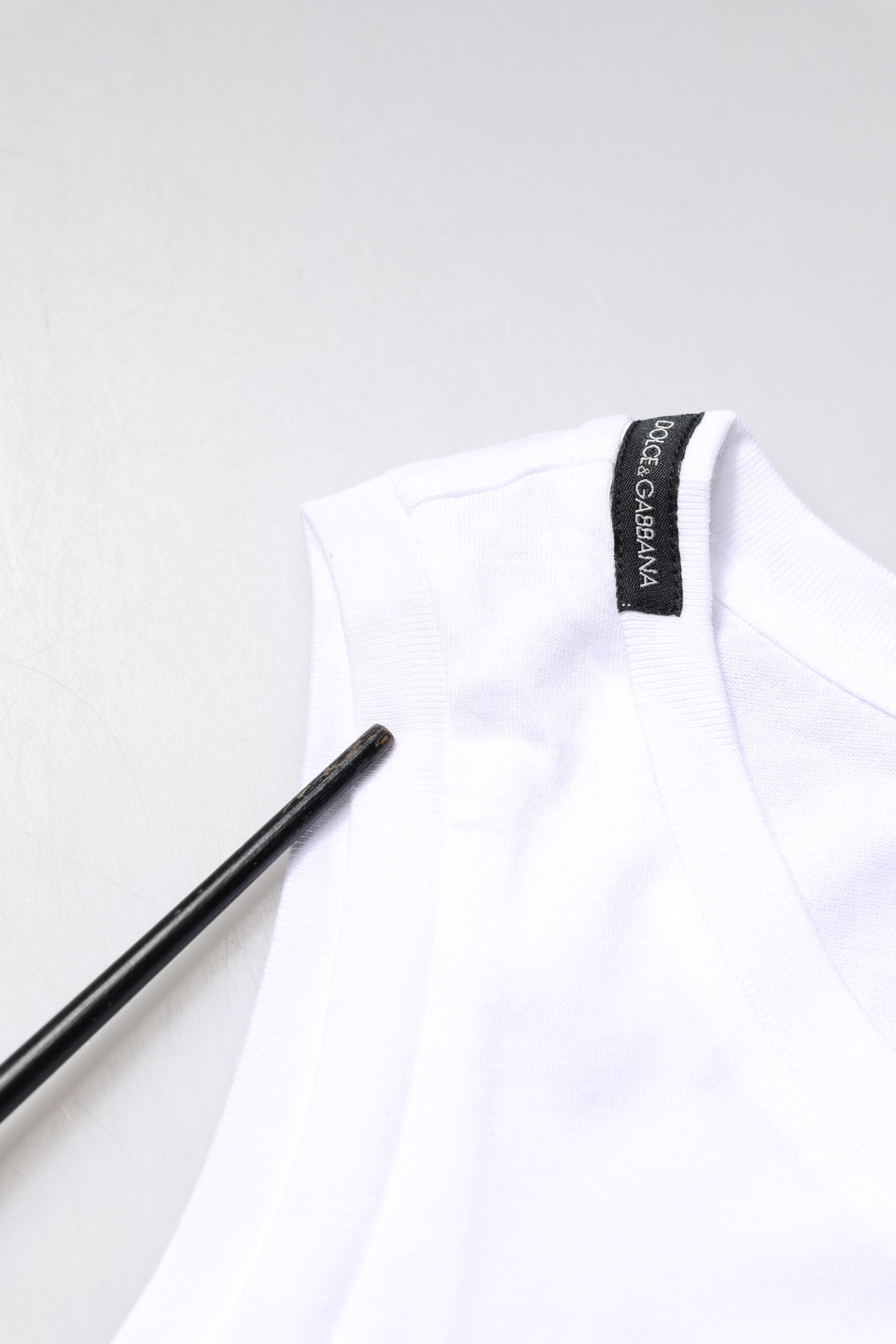 Dolce & Gabbana Weißes ärmelloses T-Shirt mit Rundhalsausschnitt aus Baumwolle