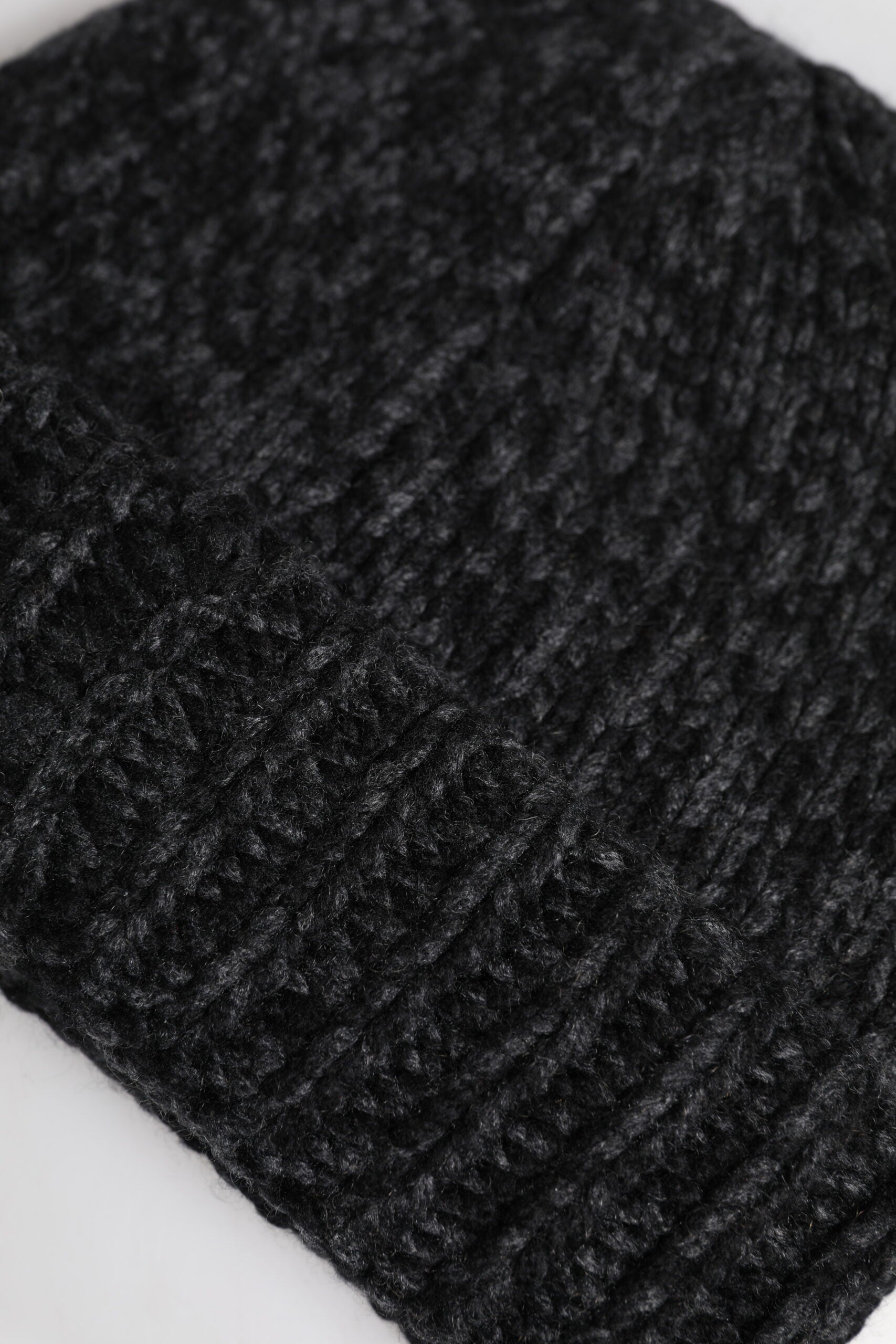 Dolce & Gabbana Graue Kaschmir-Strickmütze Winter Beanie