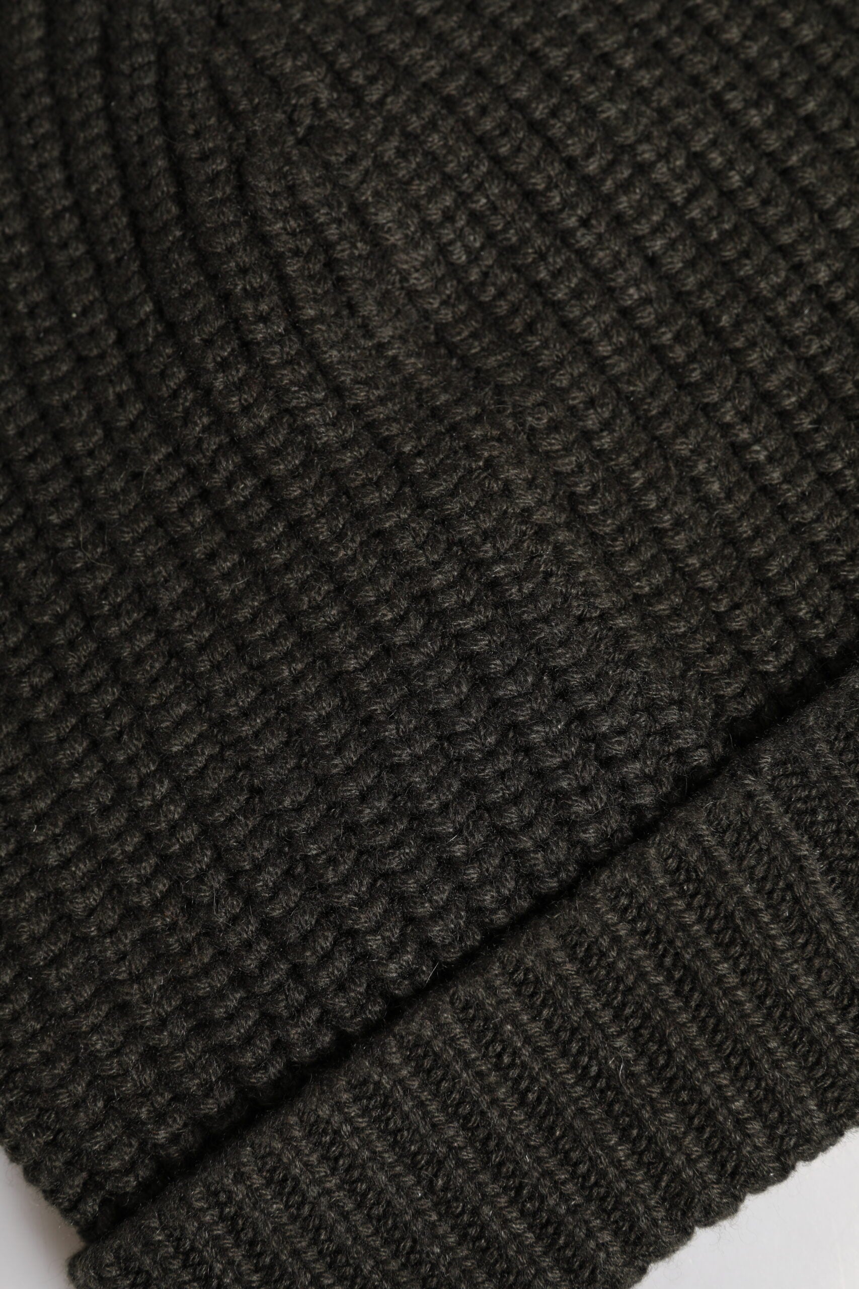 Dolce & Gabbana Dunkelgraue Kaschmir-Strickmütze Winter Beanie