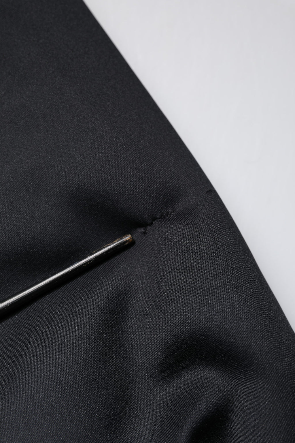 Dolce & Gabbana Schwarze Polyester DG Jacke mit Kapuze und durchgehendem Reißverschluss