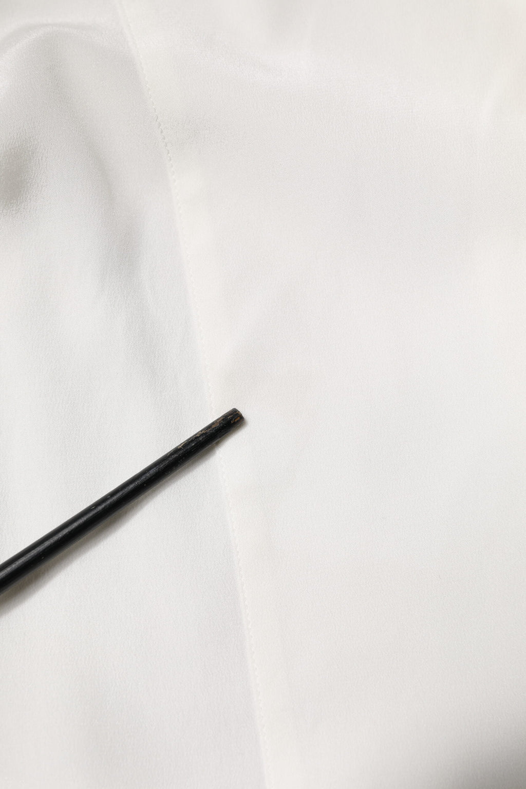 Dolce & Gabbana Weißes Seidenkleid GOLD Formales Hemd mit Kragen