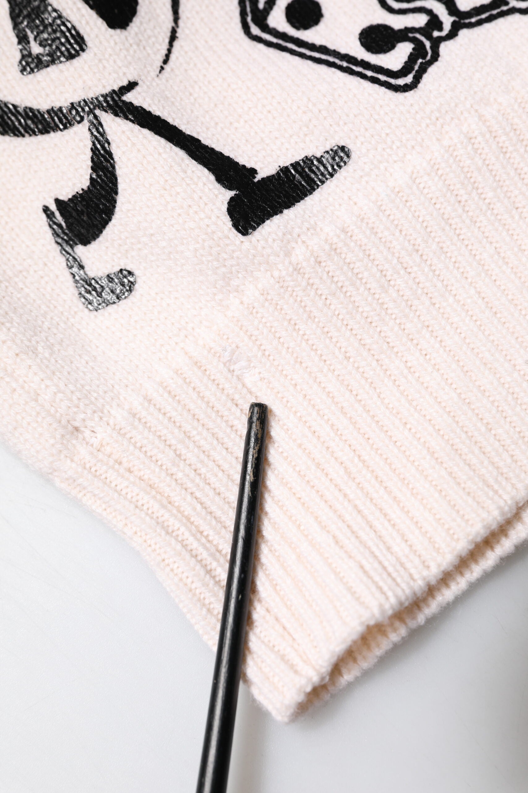 Dolce & Gabbana Weiß Schwarz Logo Print Frauen Pullover Pullover