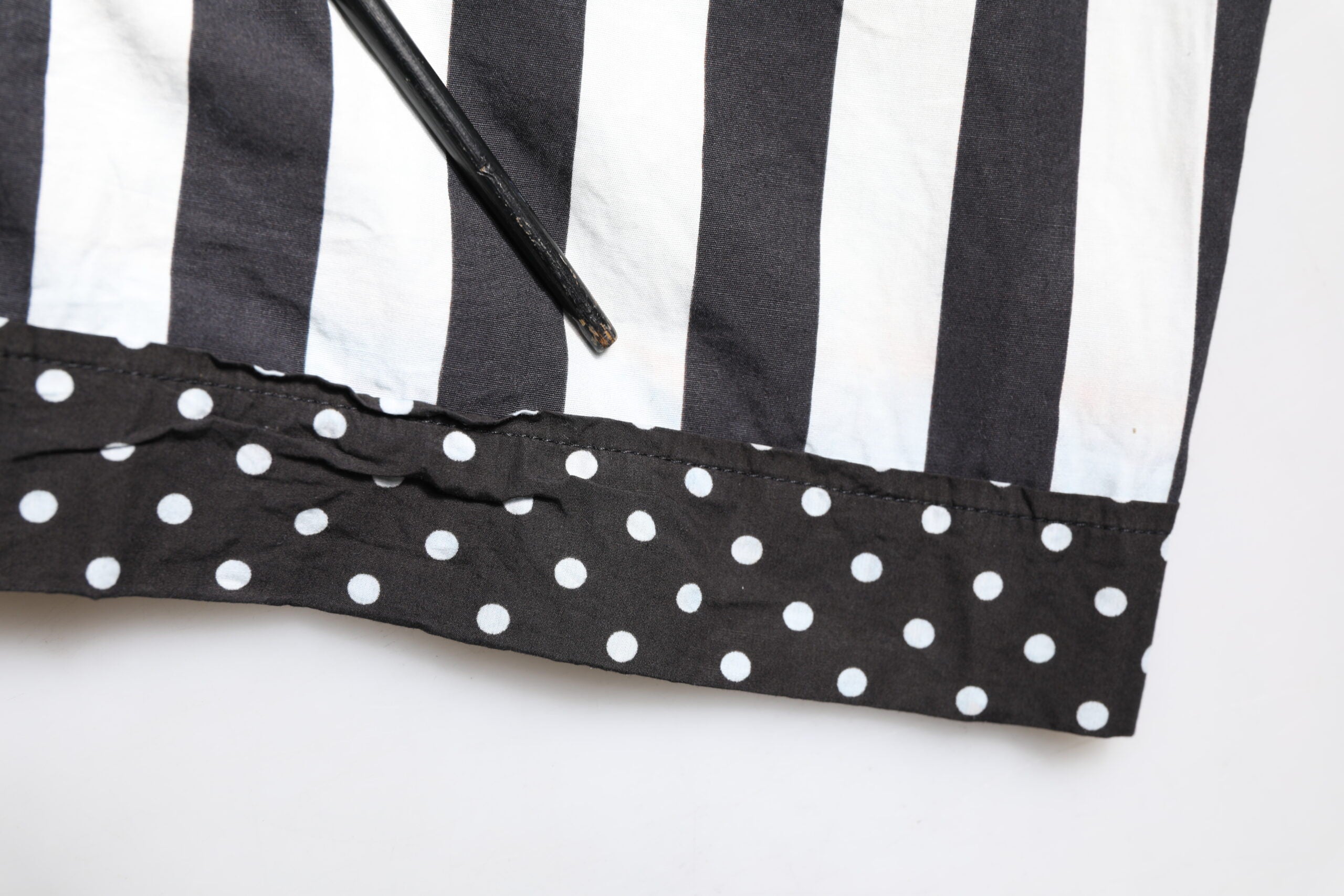 Dolce & Gabbana Schwarz-Weiß gestreiftes Button Down Freizeithemd