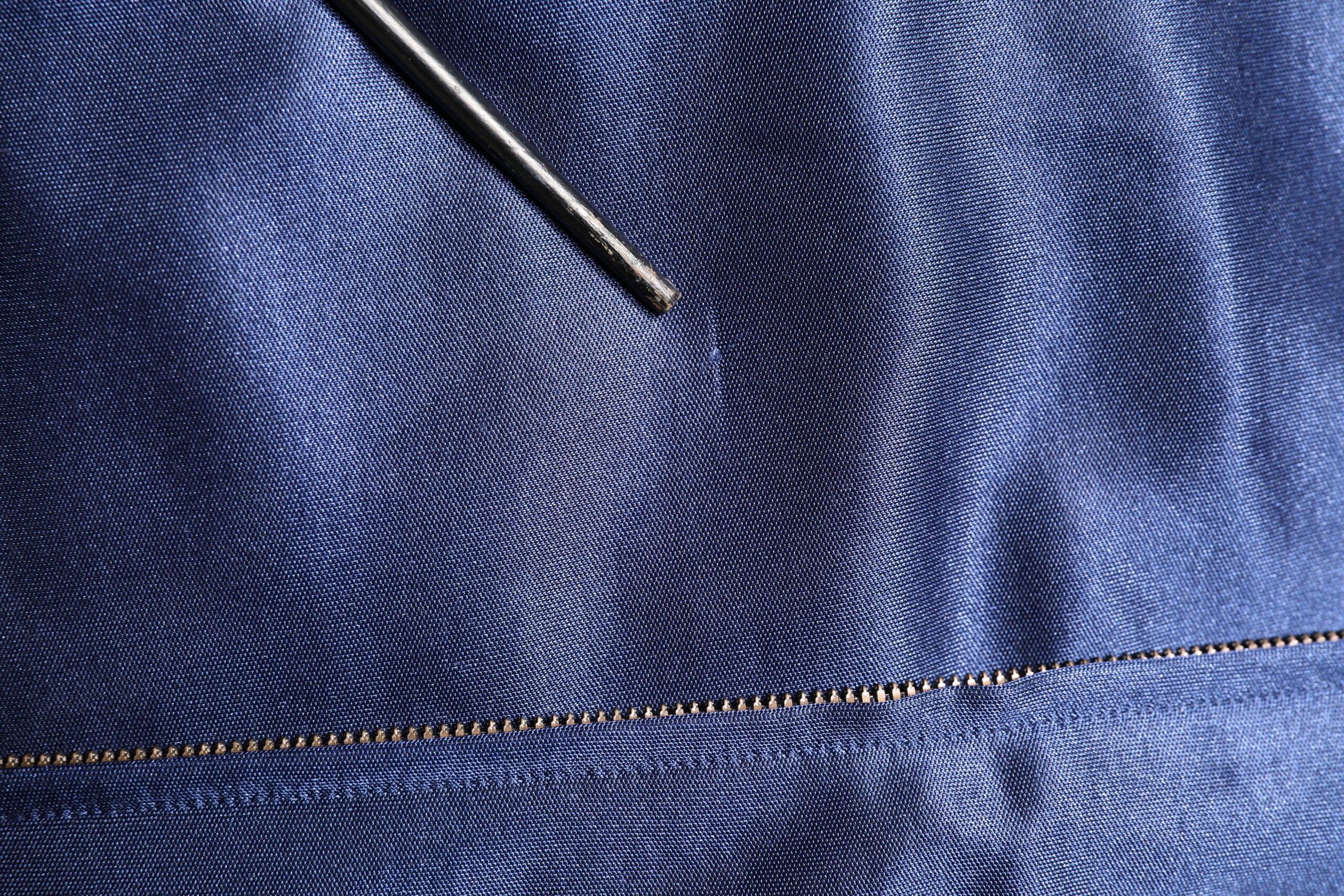 Dolce & Gabbana Blauer Nylon Logo Patch Herren Bomber Pullover