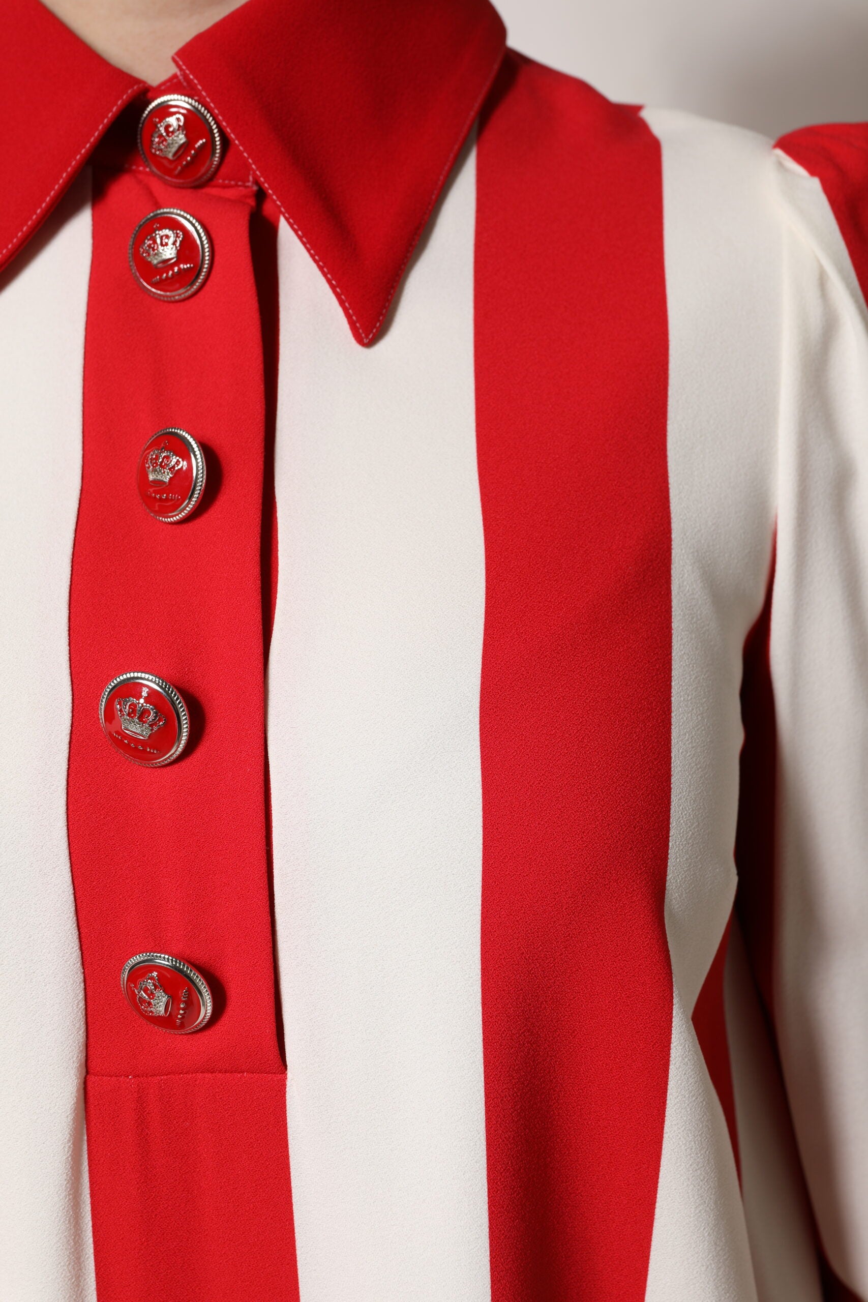 Dolce & Gabbana Weiß-rot gestreiftes langärmeliges Minikleid