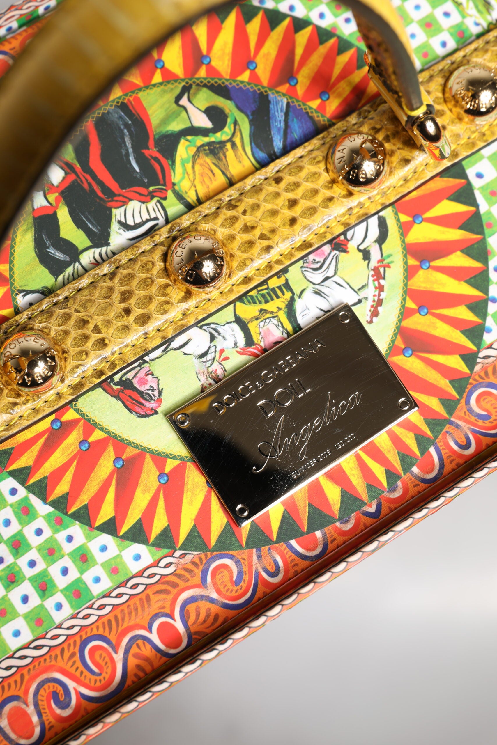Dolce & Gabbana Rotes Kleid Keramik Porzellan Mode Box Leder Sizilien Puppen