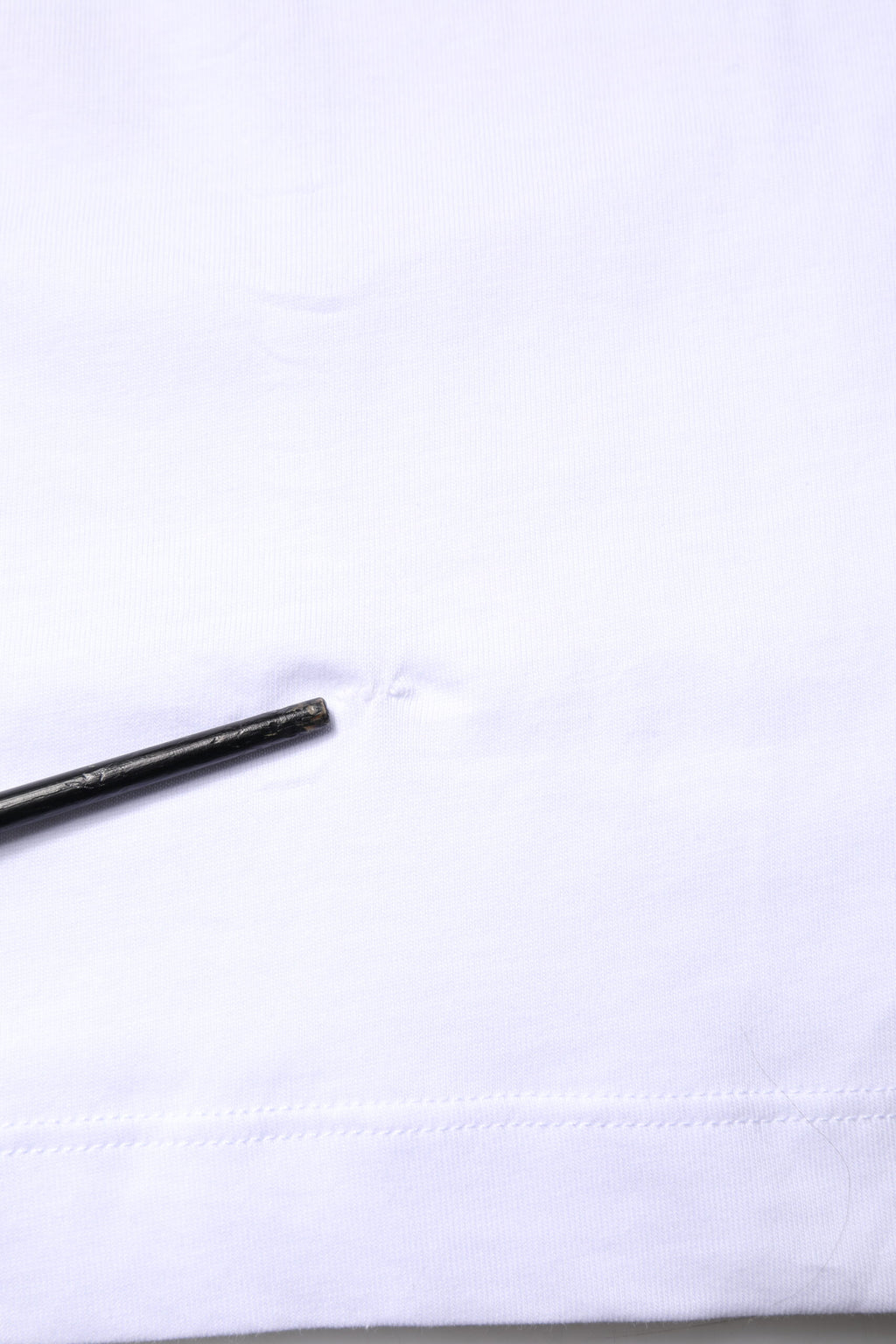 Dolce & Gabbana Weißes T-Shirt mit Rundhalsausschnitt und DG-Stickerei aus Baumwolle