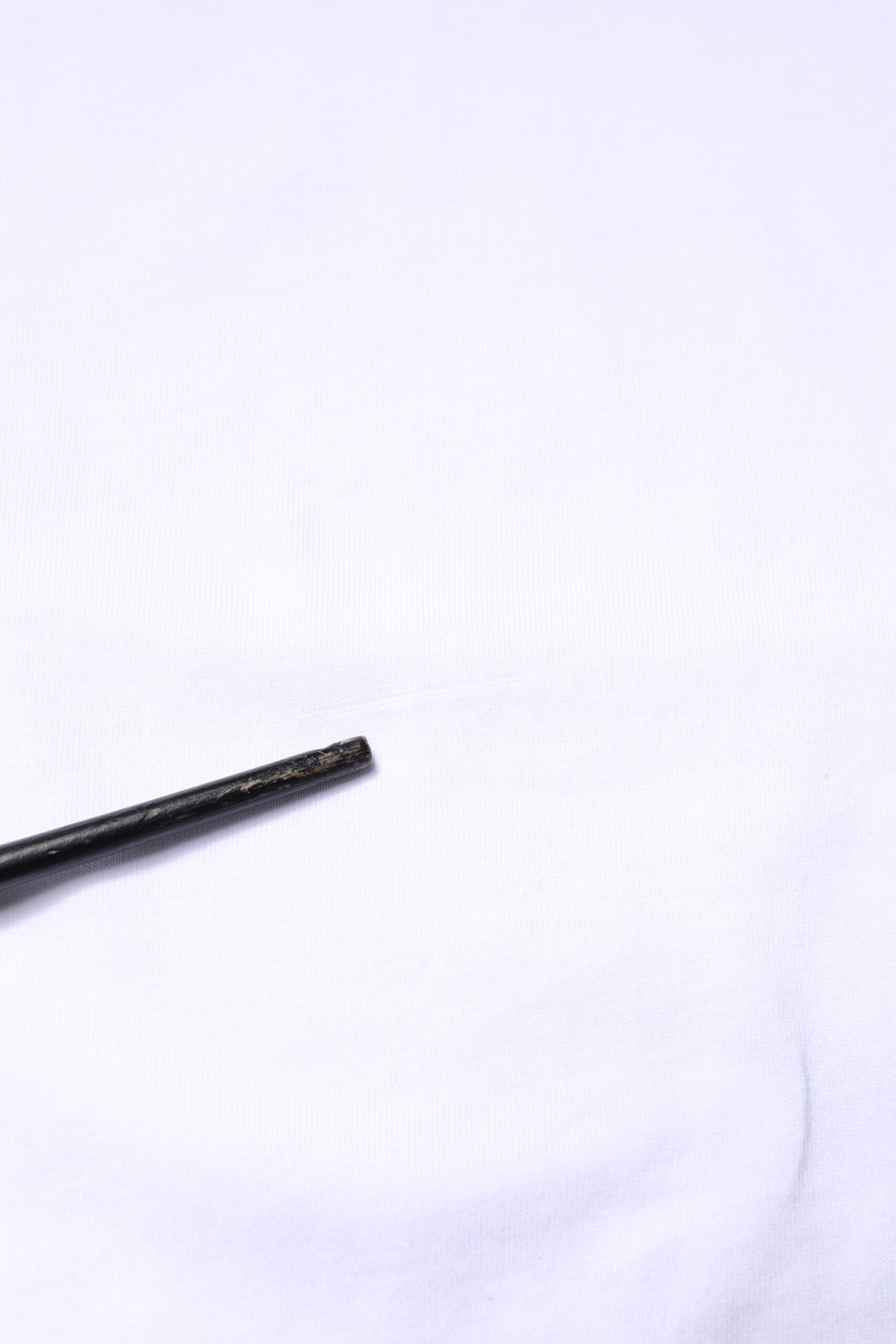 Dolce & Gabbana Weißes T-Shirt mit Rundhalsausschnitt und Logo-Patch aus Baumwolle