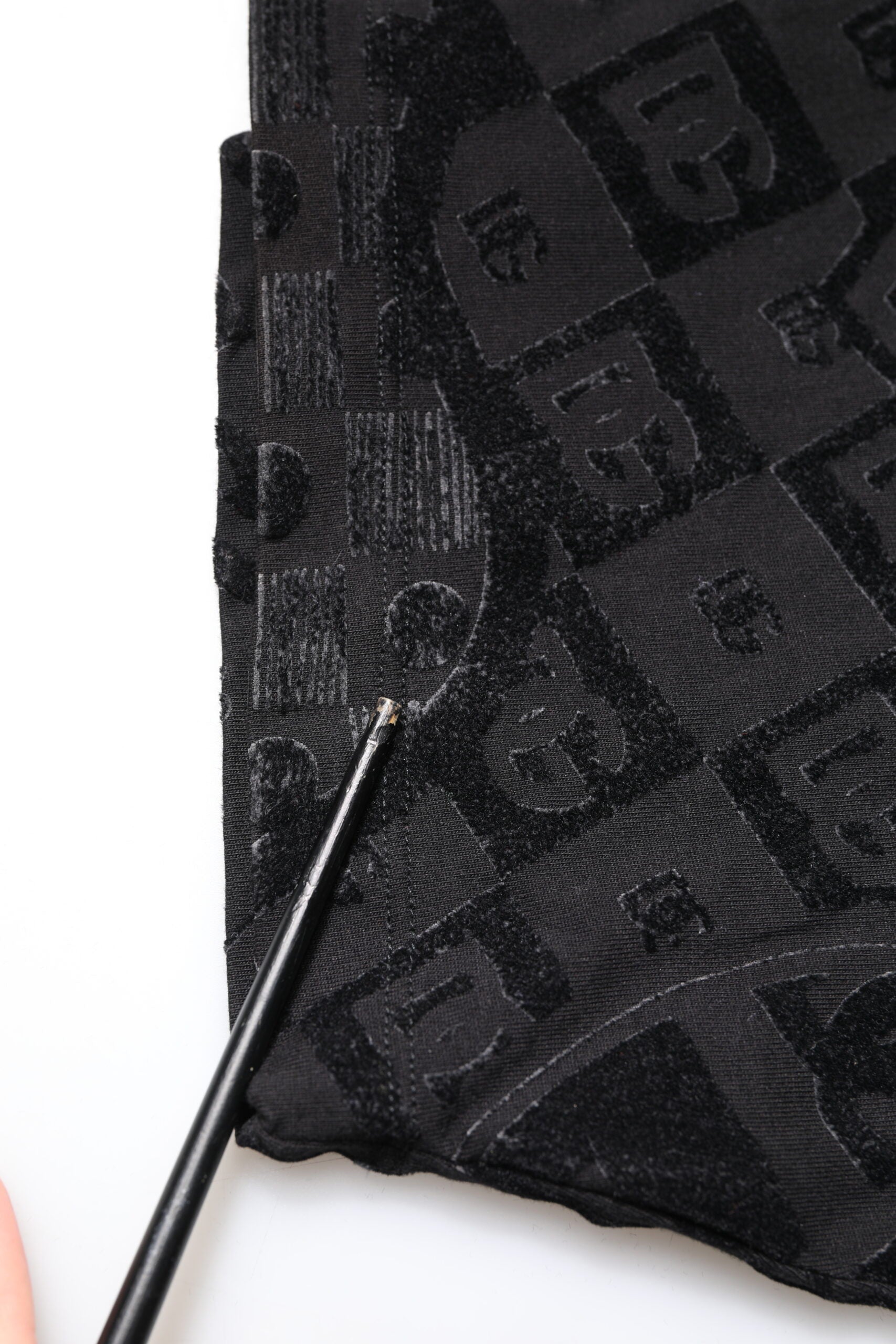 Dolce & Gabbana Schwarzes Baumwoll-Bandana-Logo-T-Shirt mit Rundhalsausschnitt