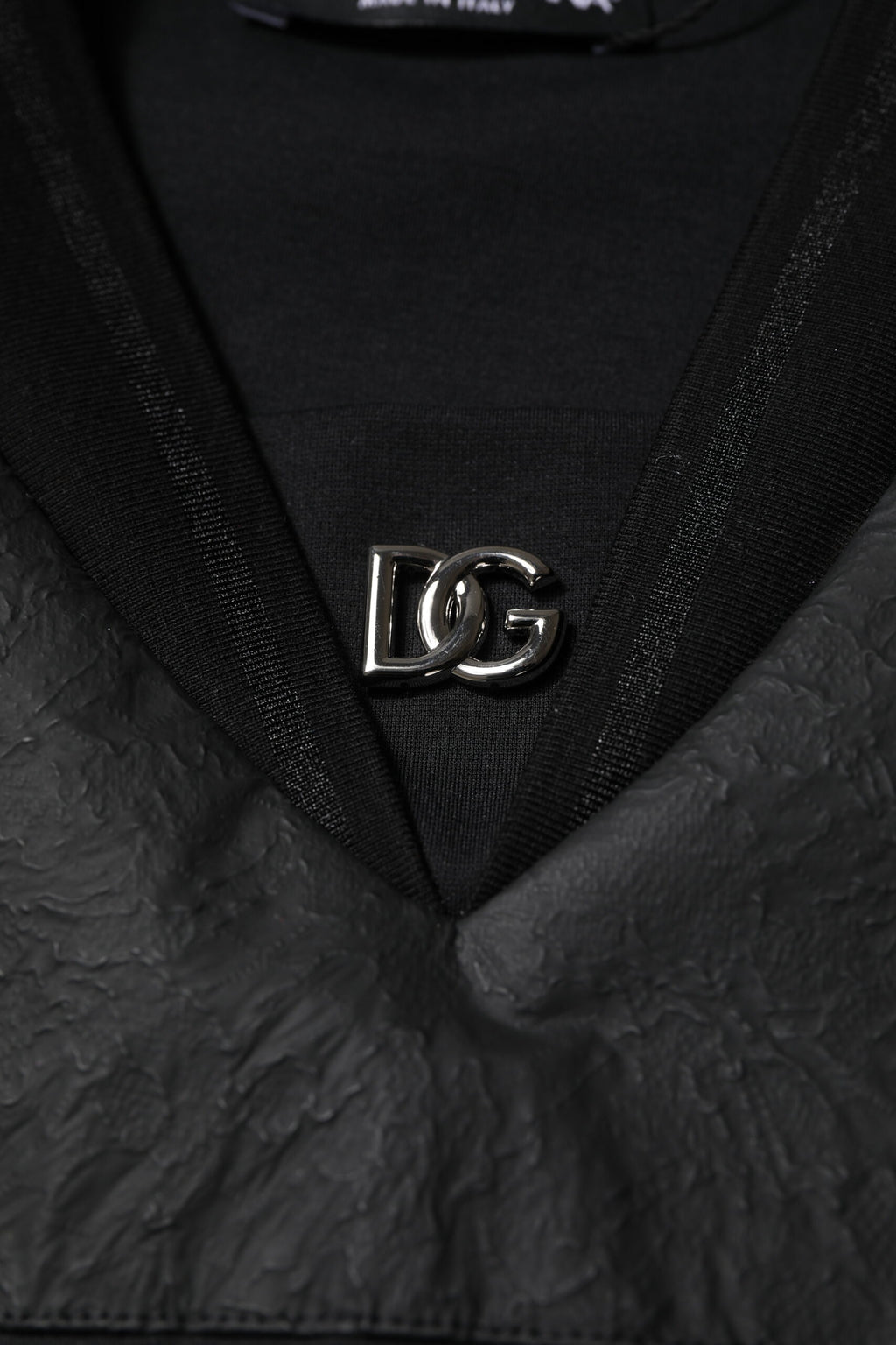 Dolce & Gabbana Schwarzes Baumwoll-T-Shirt mit kurzen Ärmeln und V-Ausschnitt