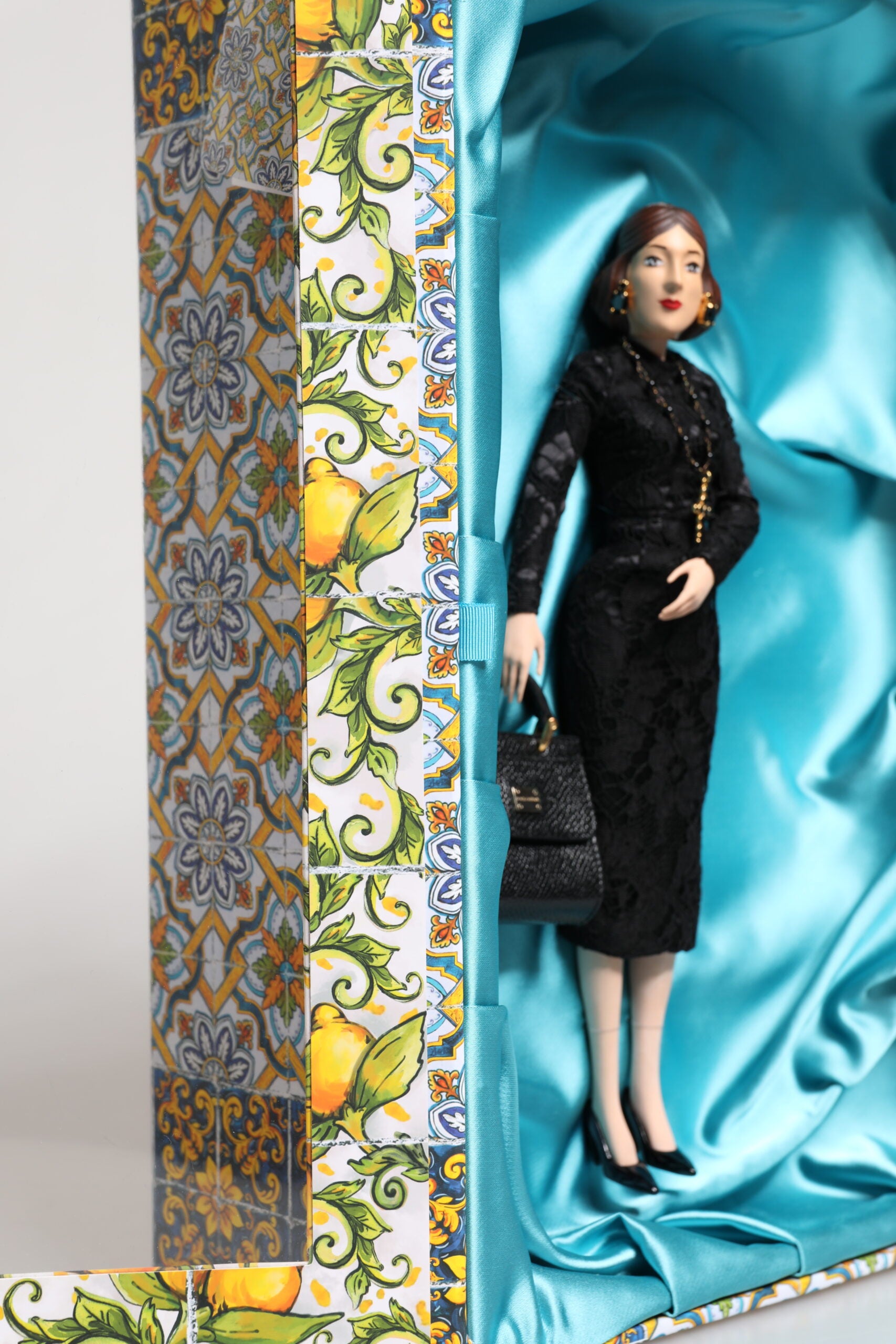 Dolce & Gabbana Schwarzes Kleid MARIA Porzellan Fashion Show Leder Sizilien Puppen