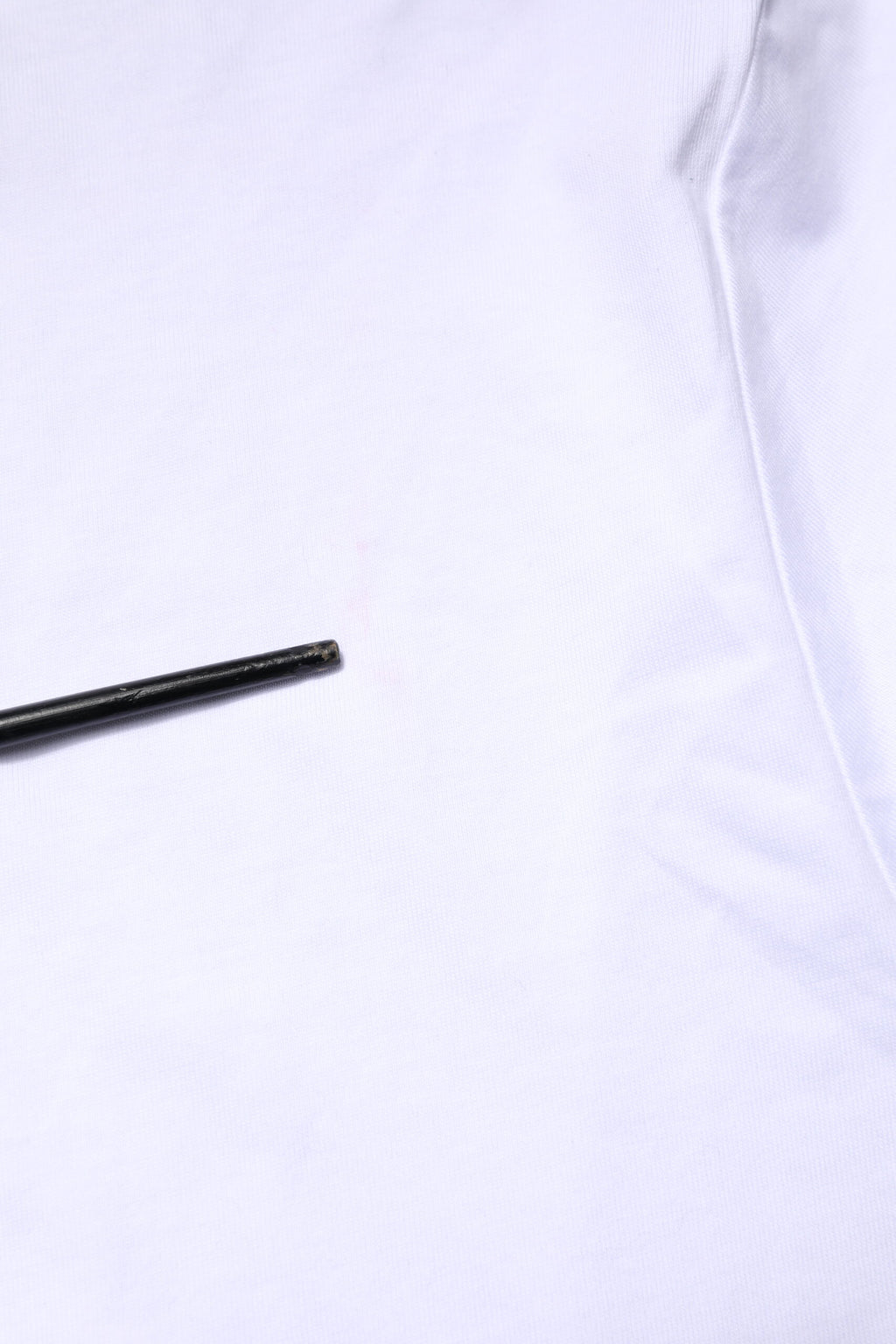 Dolce & Gabbana Weißes T-Shirt mit Rundhalsausschnitt und Logo-Stickerei