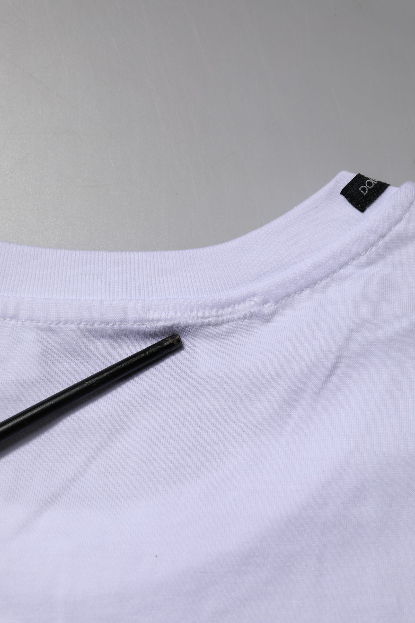 Dolce & Gabbana Weißes Baumwoll-T-Shirt mit kurzen Ärmeln und Rundhalsausschnitt