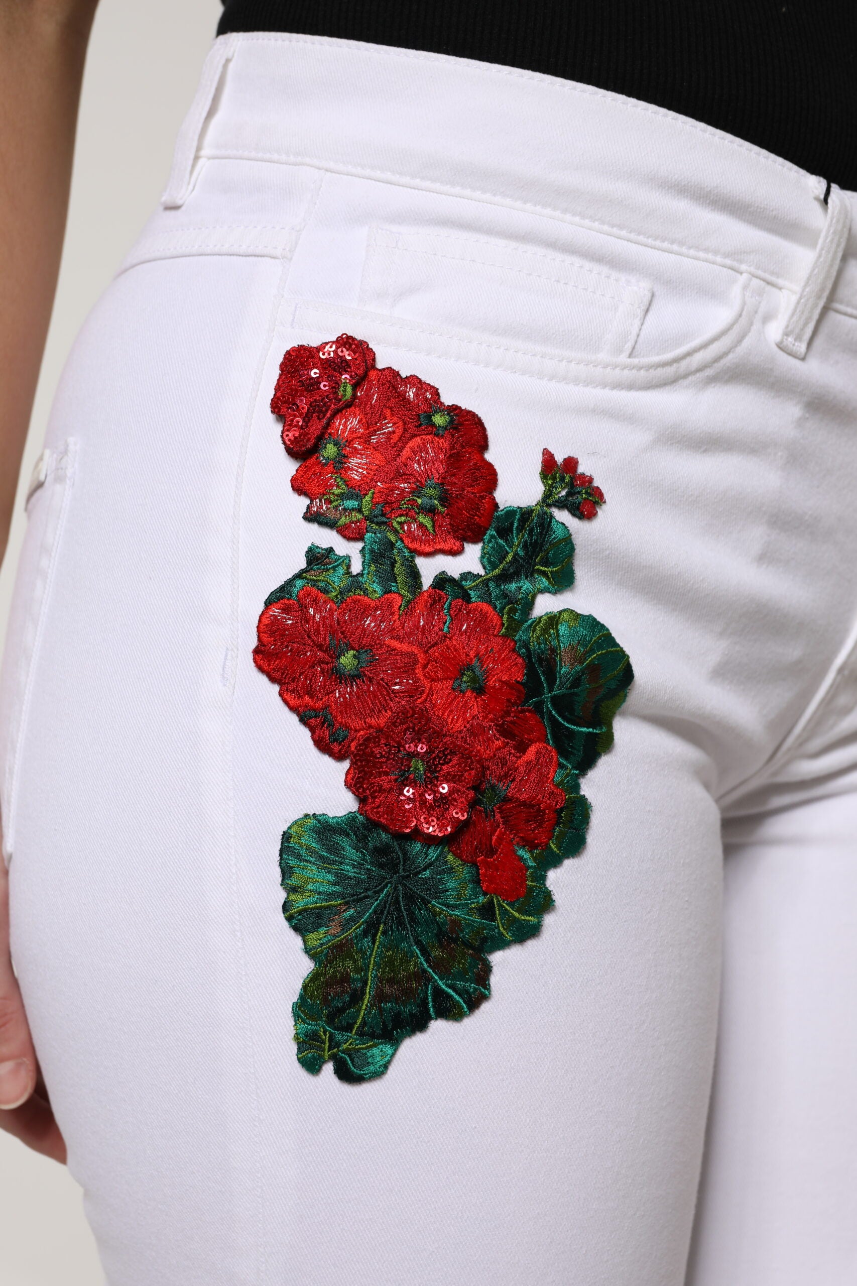 Dolce & Gabbana Weiße GIRLY Denim-Jeans mit Blumen und Pailletten